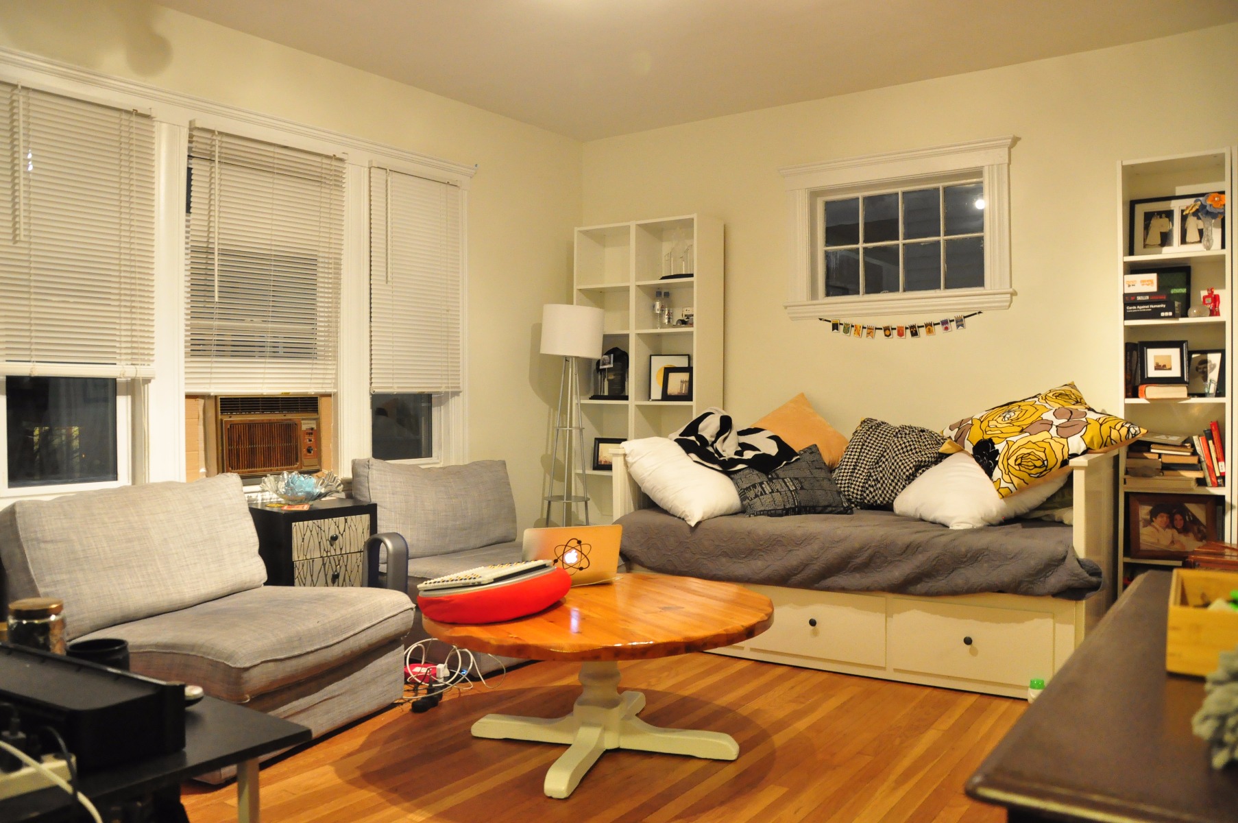 2 bed, 1 bath apartment for rent at 20 Saint Peter St Unit 2, Jamaica Plain — photo 11 of 11