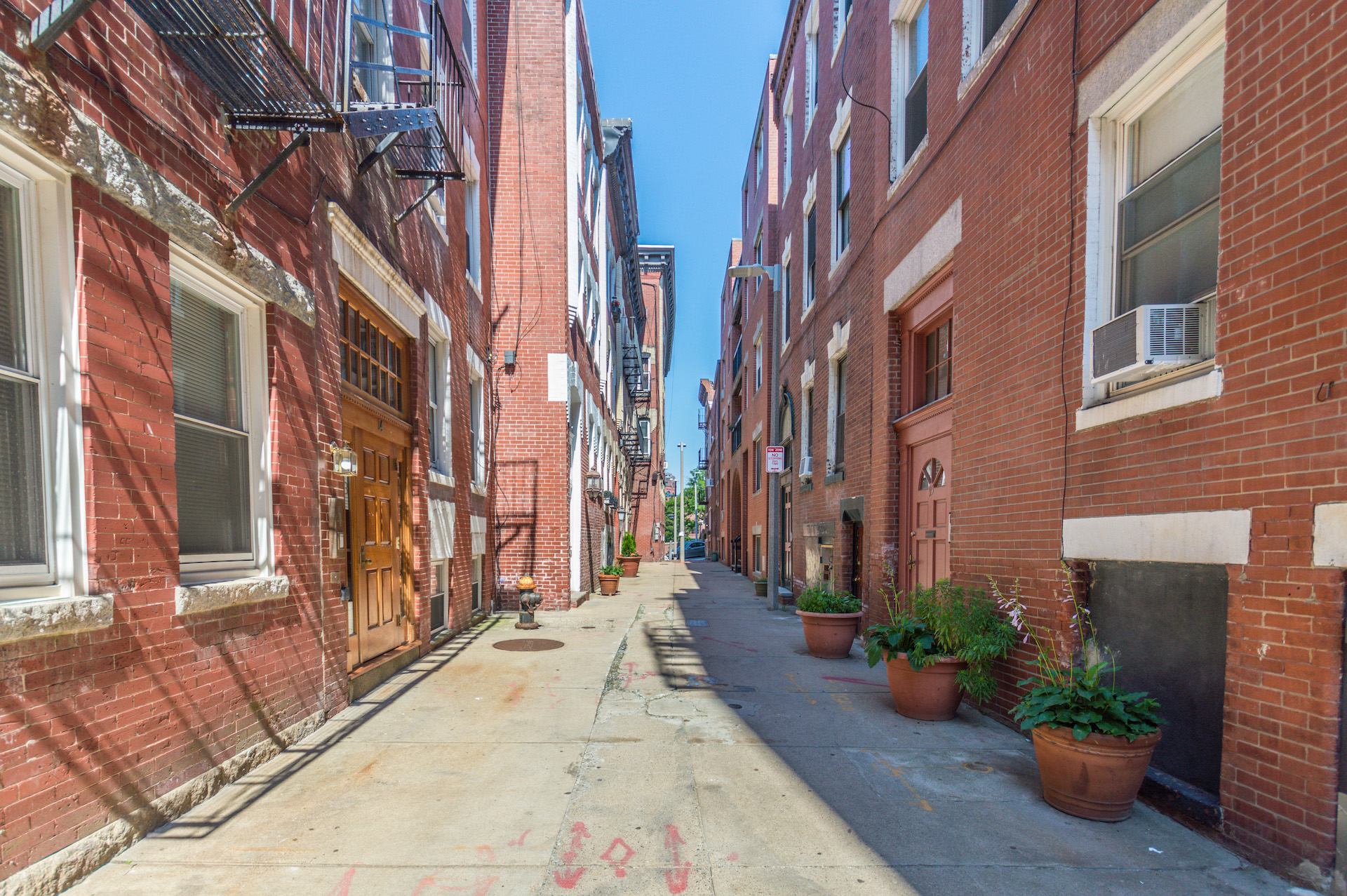 3 bed, 2 bath apartment for rent at 20 Sheafe Unit 5R, North End — photo 6 of 16