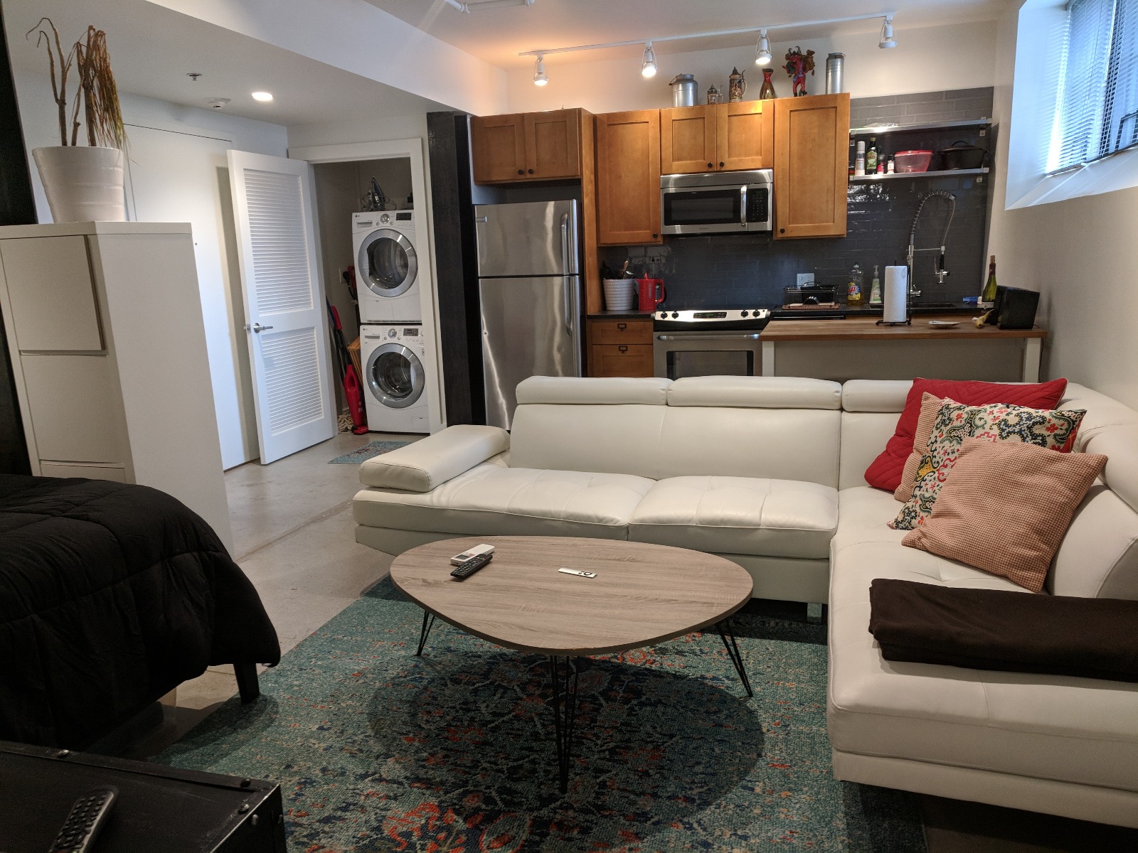 Studio bed, 1 bath apartment for rent at 20 Sunnyside St Unit 3, Jamaica Plain — photo 1 of 6