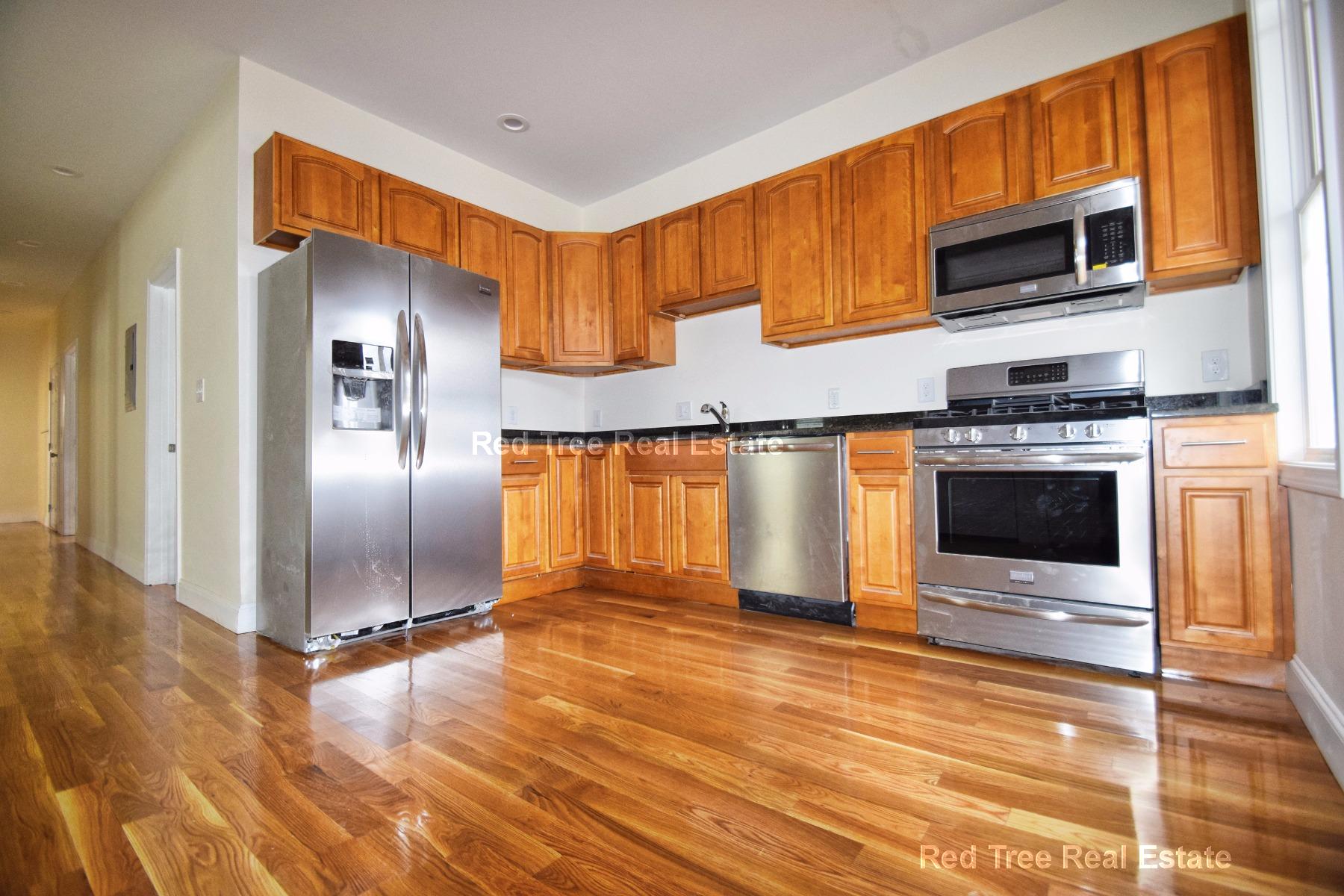 3 bed, 1 bath apartment for rent at 3235 Washington St Unit 1, Jamaica Plain — photo 17 of 30