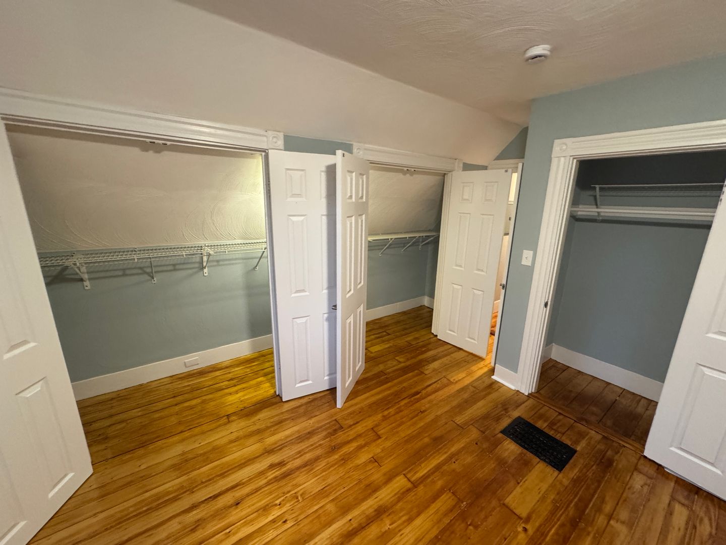 35 Cameron Ave, Teele Square