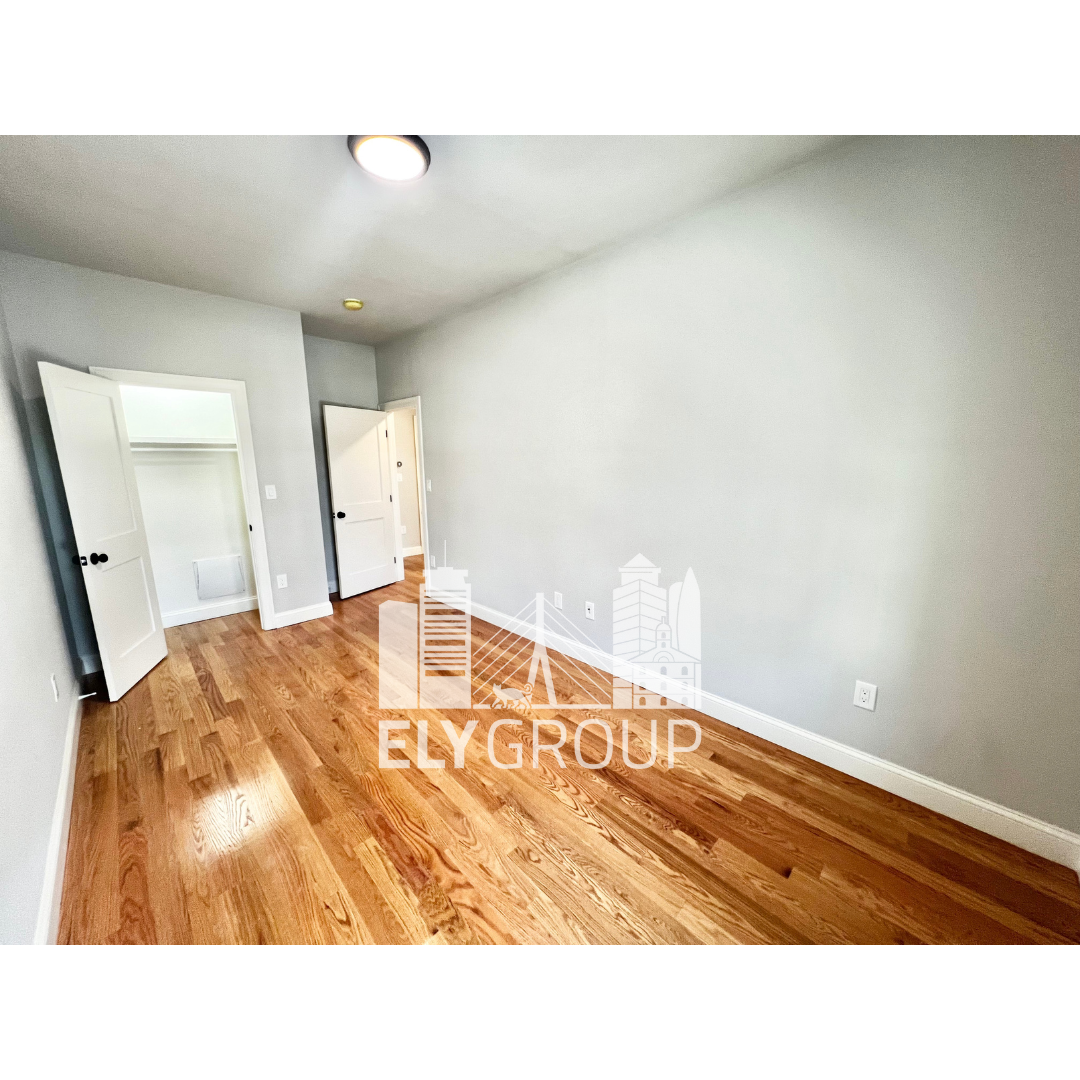 4 bed, 2 bath apartment for rent at 33 Lincoln St Unit 1, West Medford — photo 20 of 22