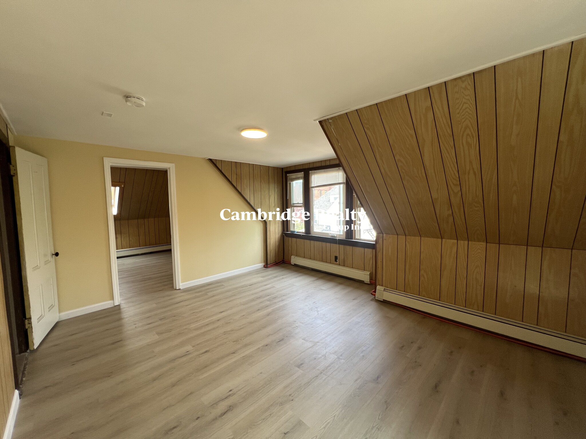 22 Grand View Ave, Prospect Hill