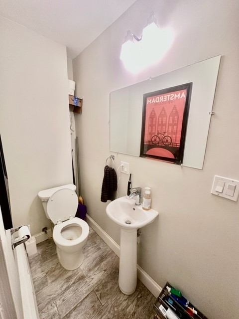 4 bed, 2 bath apartment for rent at 28 Fleet Unit 32F, North End — photo 20 of 21