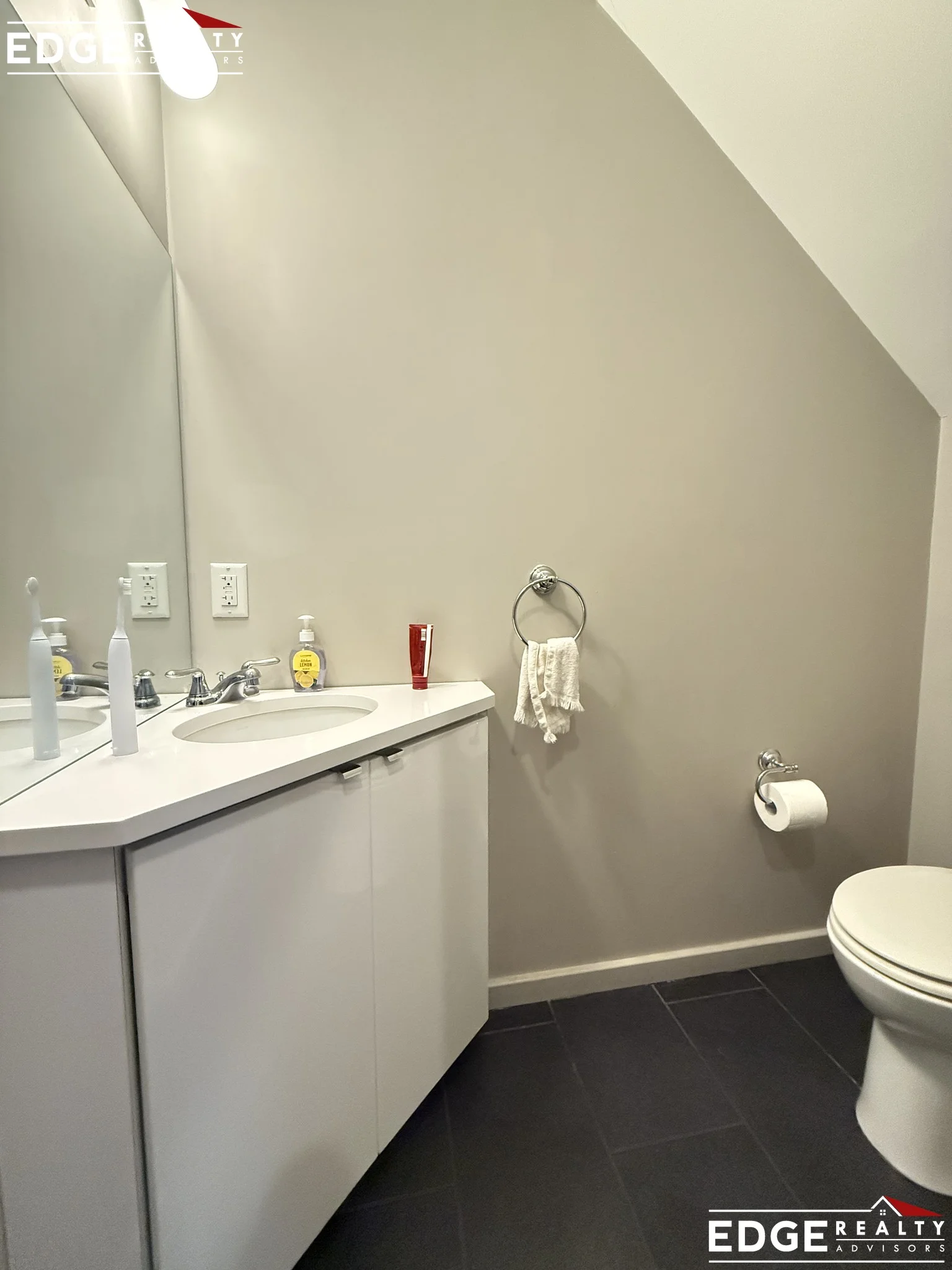 50 Glenville Ave, Brighton