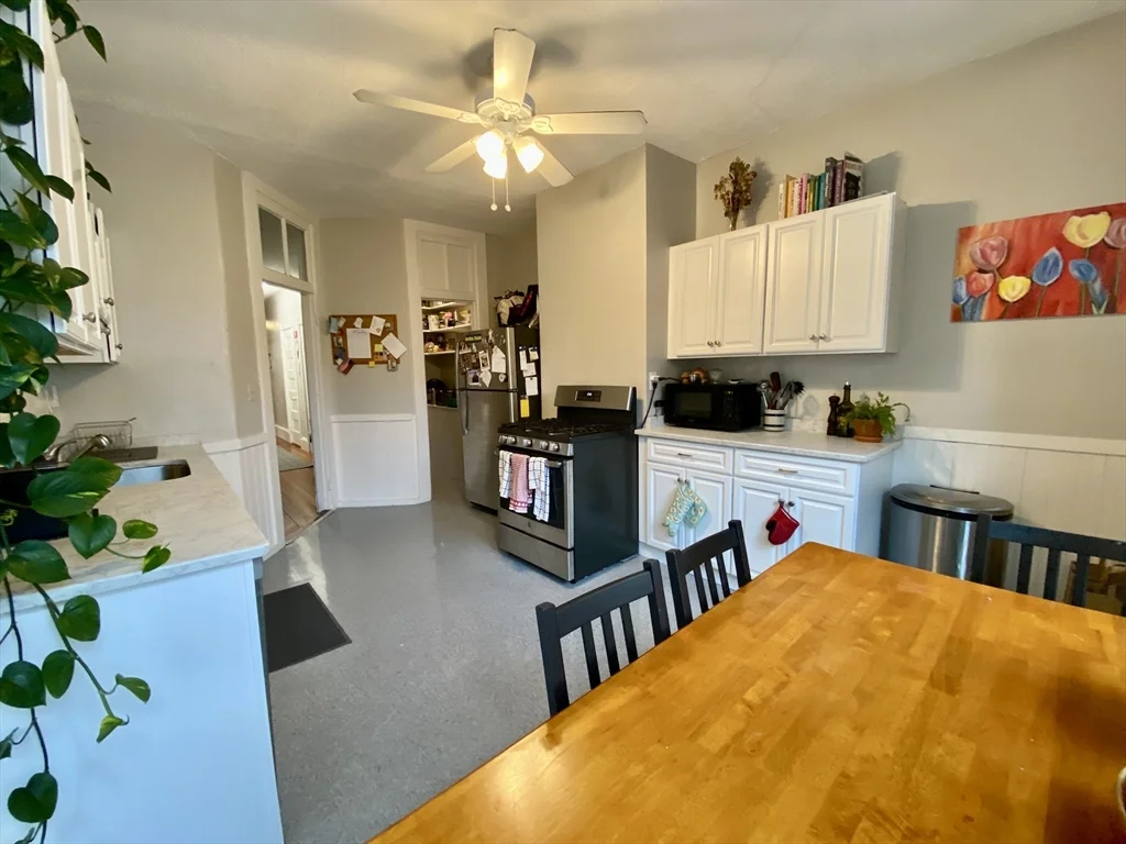 27 Hurd Rd, Coolidge Corner