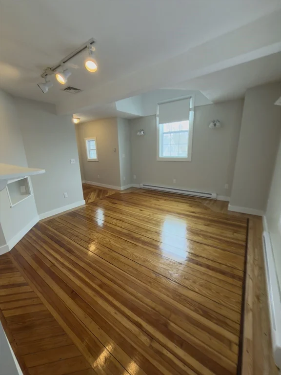 43 Sherman St, Foxboro