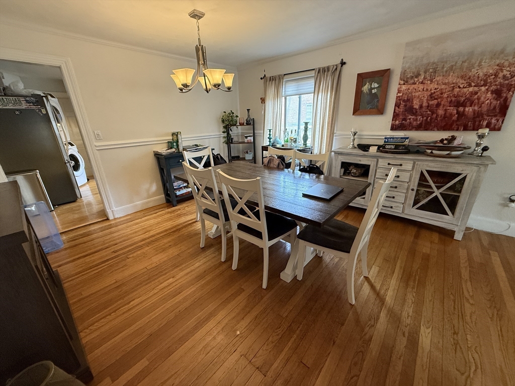 9 Reservoir Rd, Brookline