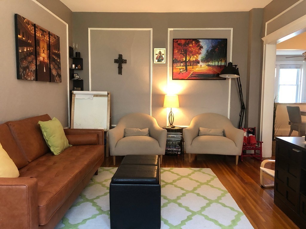 453 Washington St, Brookline