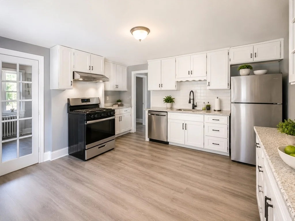 1 Greenleaf Pl, Melrose