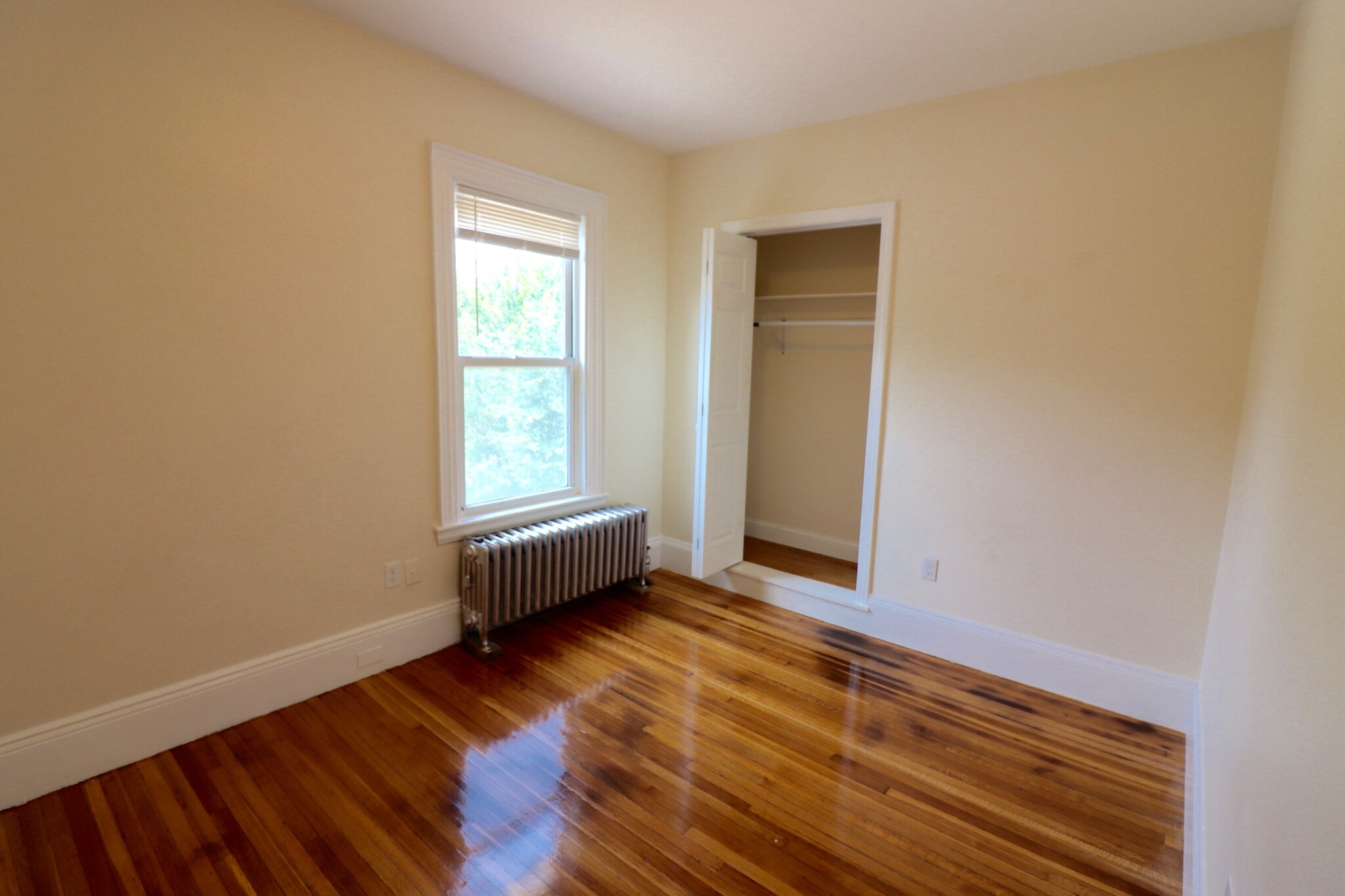 2572 Massachusetts Ave, North Cambridge