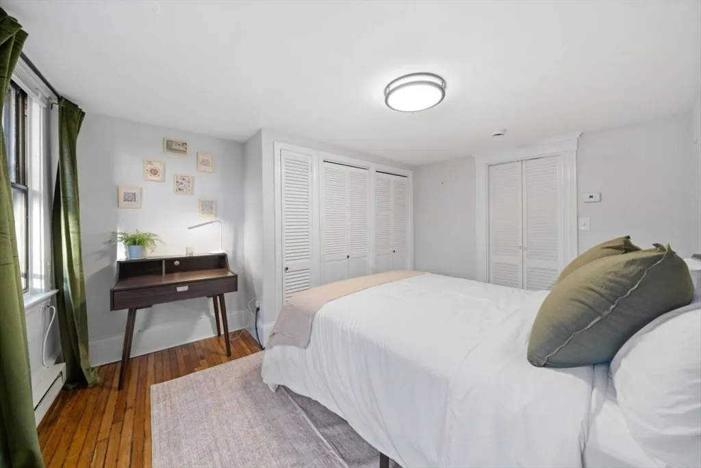 102 Revere St, Beacon Hill