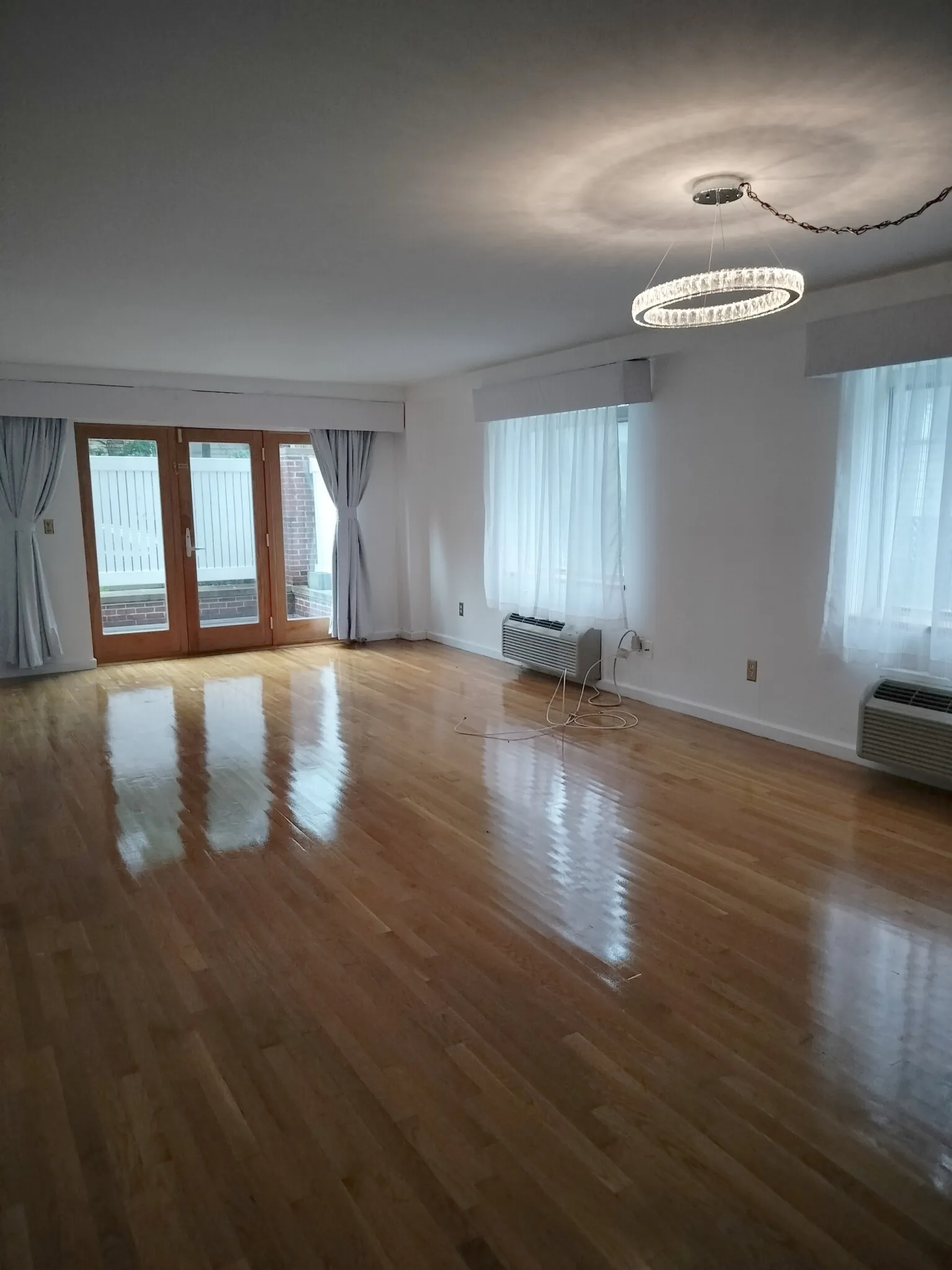 332 Franklin St, Riverside