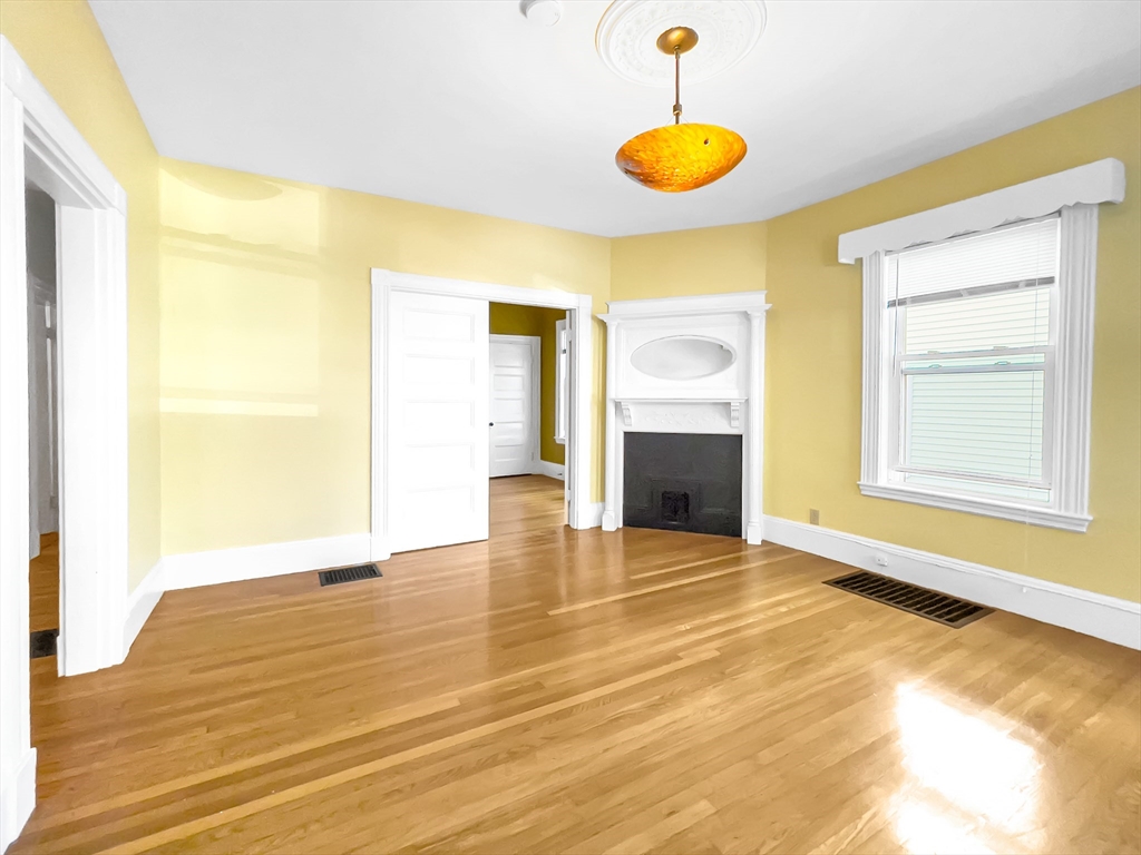 25 Tower St, Jamaica Plain