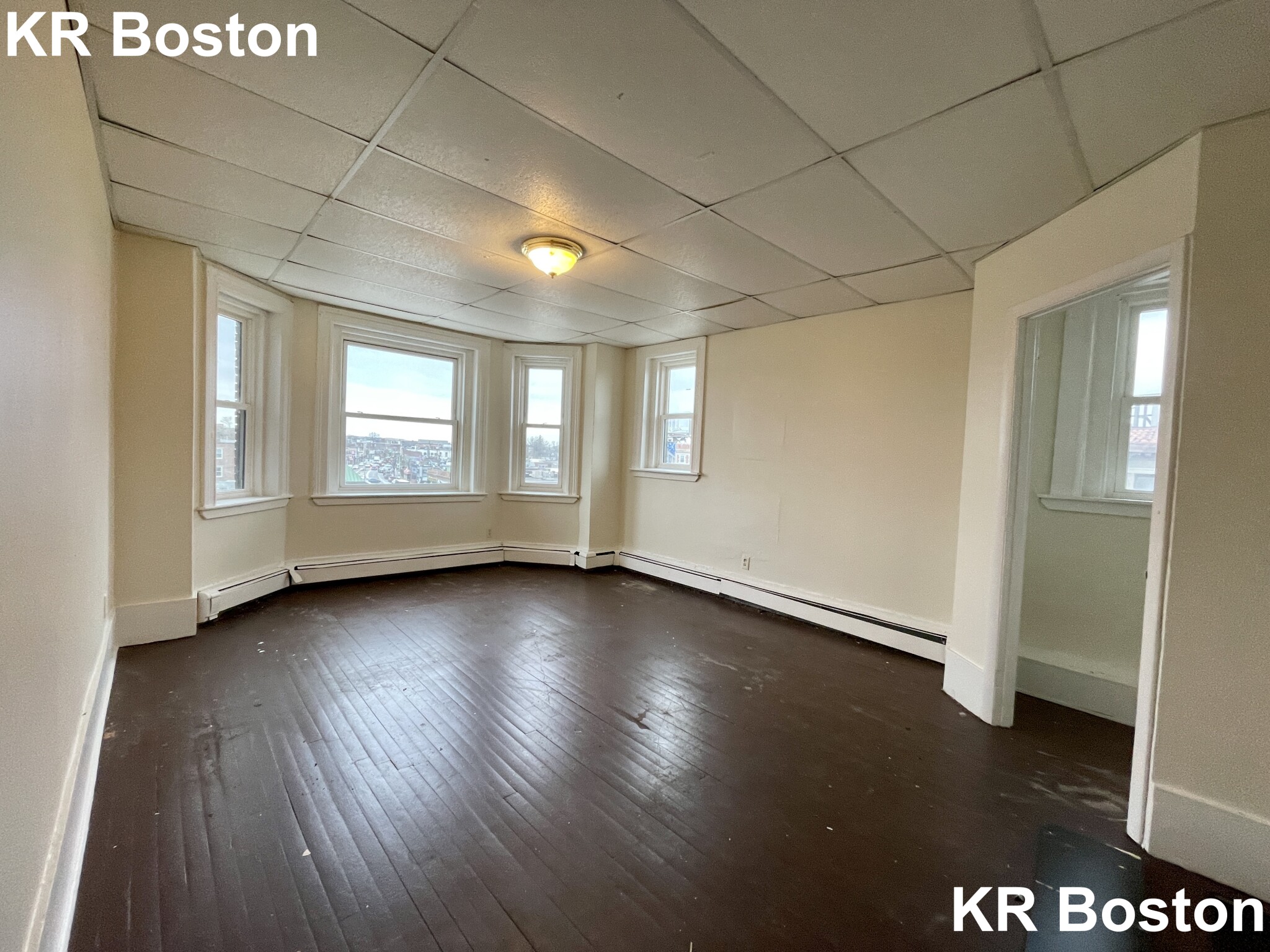 4 bed, 2 bath apartment for rent at 201 Harvard Ave Unit 5, Allston — photo 3 of 4
