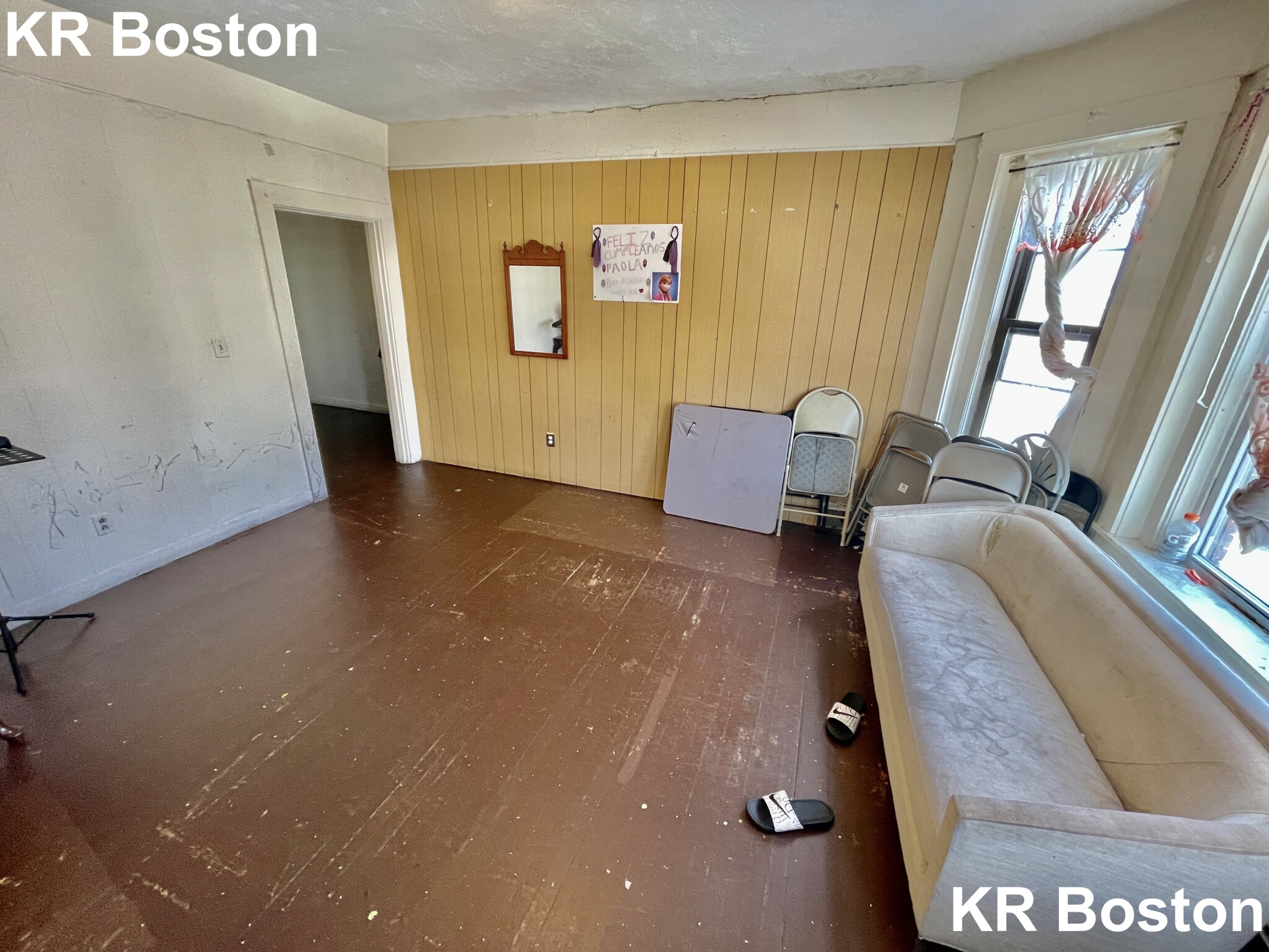 5 bed, 1 bath apartment for rent at 199 Harvard Ave Unit 3, Allston — photo 2 of 6