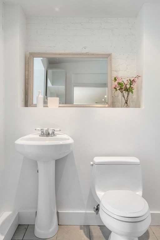 1 bed, 1.5 bath apartment for rent at 201 West Springfield Unit 3, South Boston — photo 10 of 16