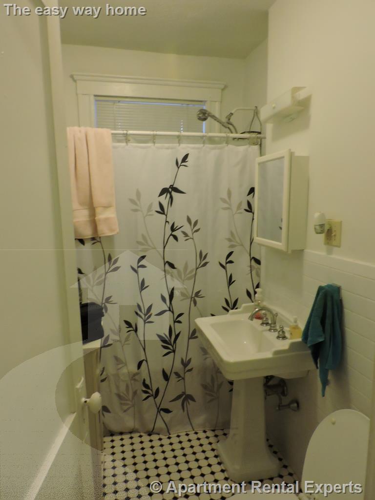 1 bed, 1 bath apartment for rent at 11 Gray St Unit Two, Porter Square — photo 15 of 15