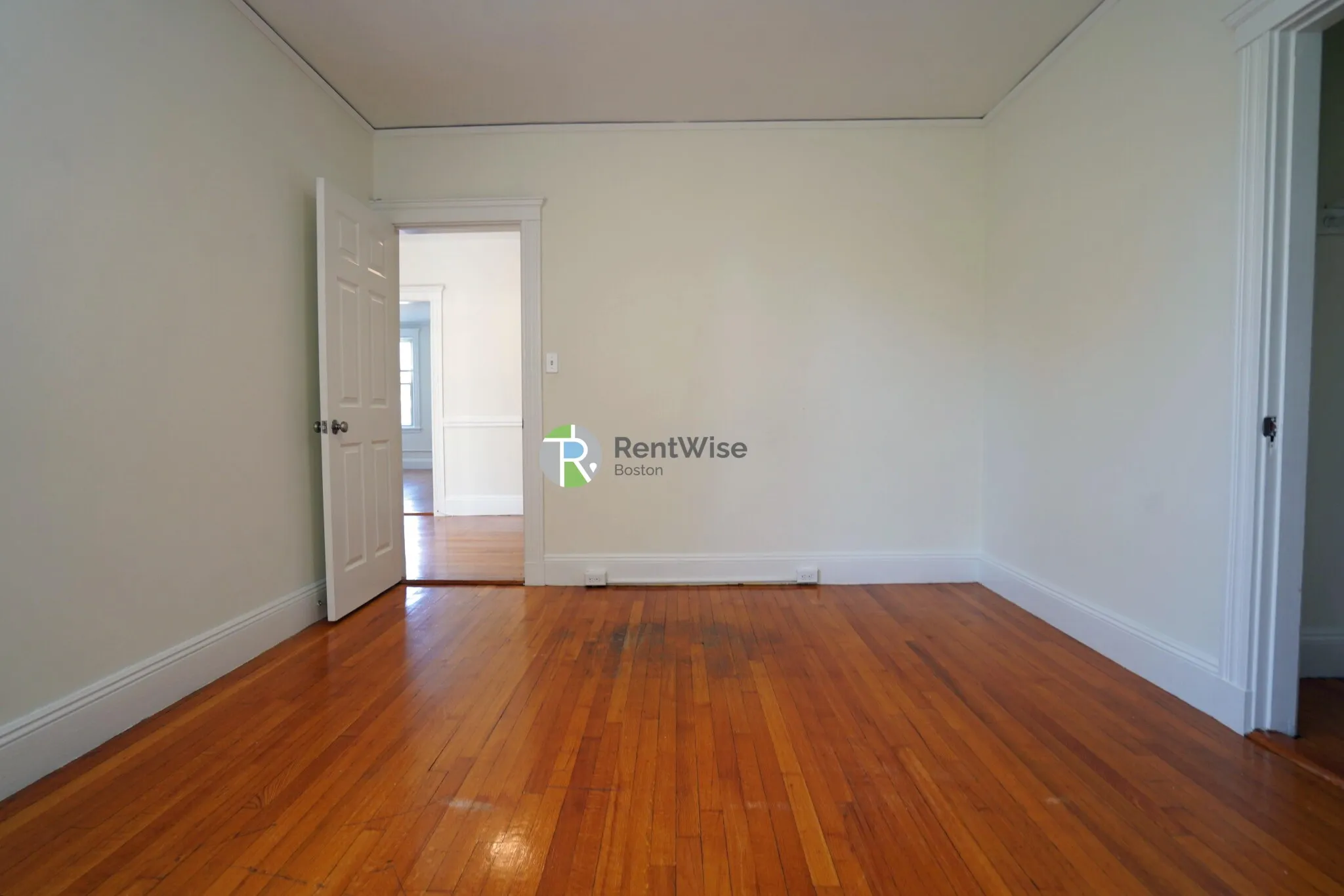 1848 Commonwealth Ave, Brighton