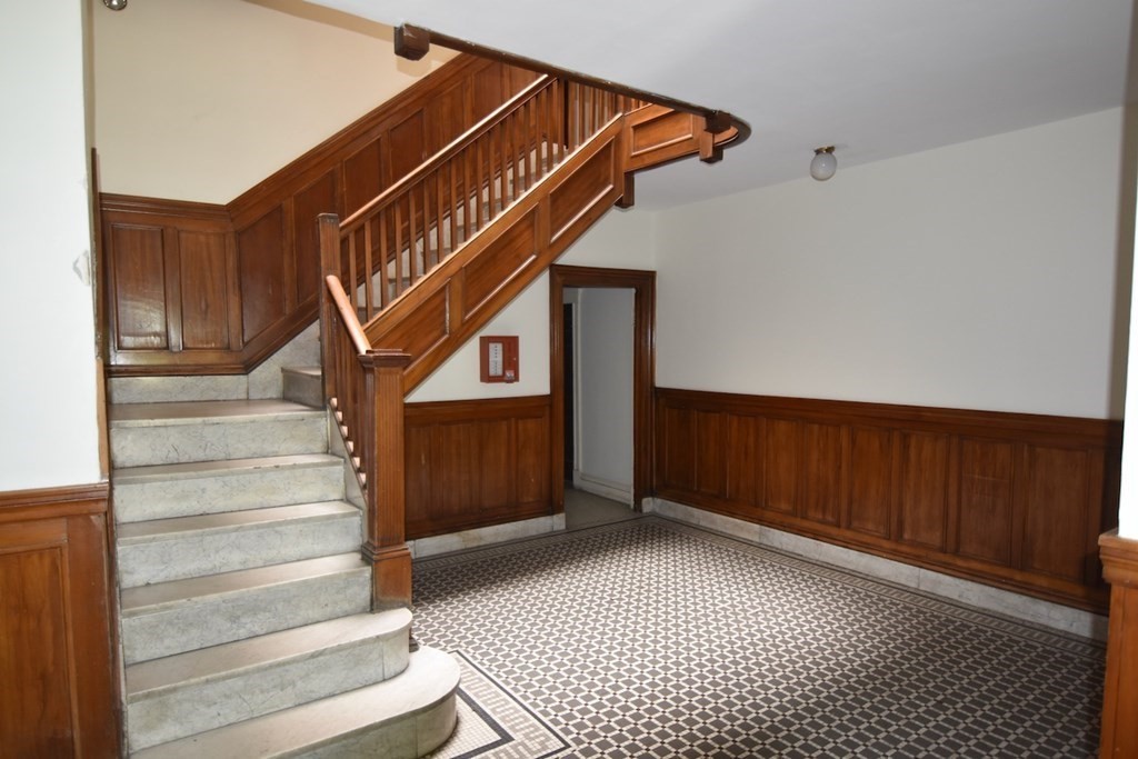 226 Jamaicaway, Jamaica Plain