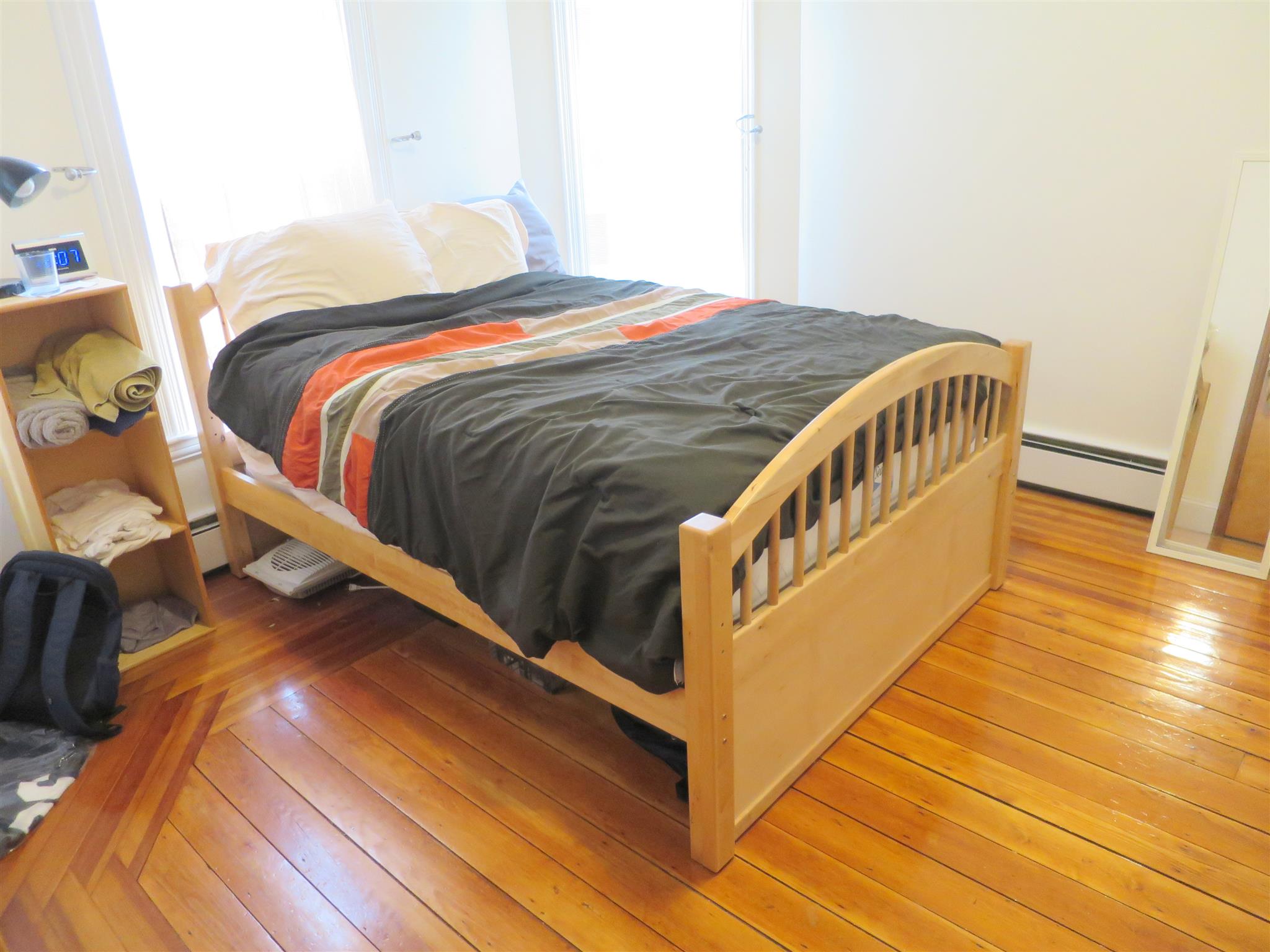 3 bed, 1 bath apartment for rent at 17-19 Cutter Ave Unit 1, Davis Square — photo 4 of 17