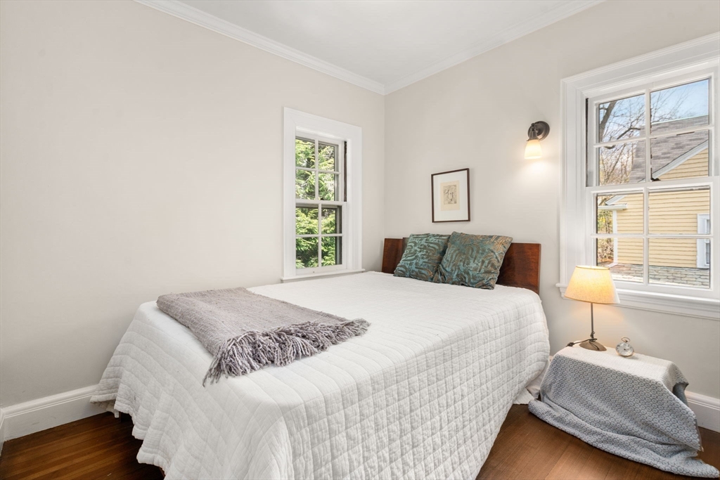 57 Hedge Rd, Brookline