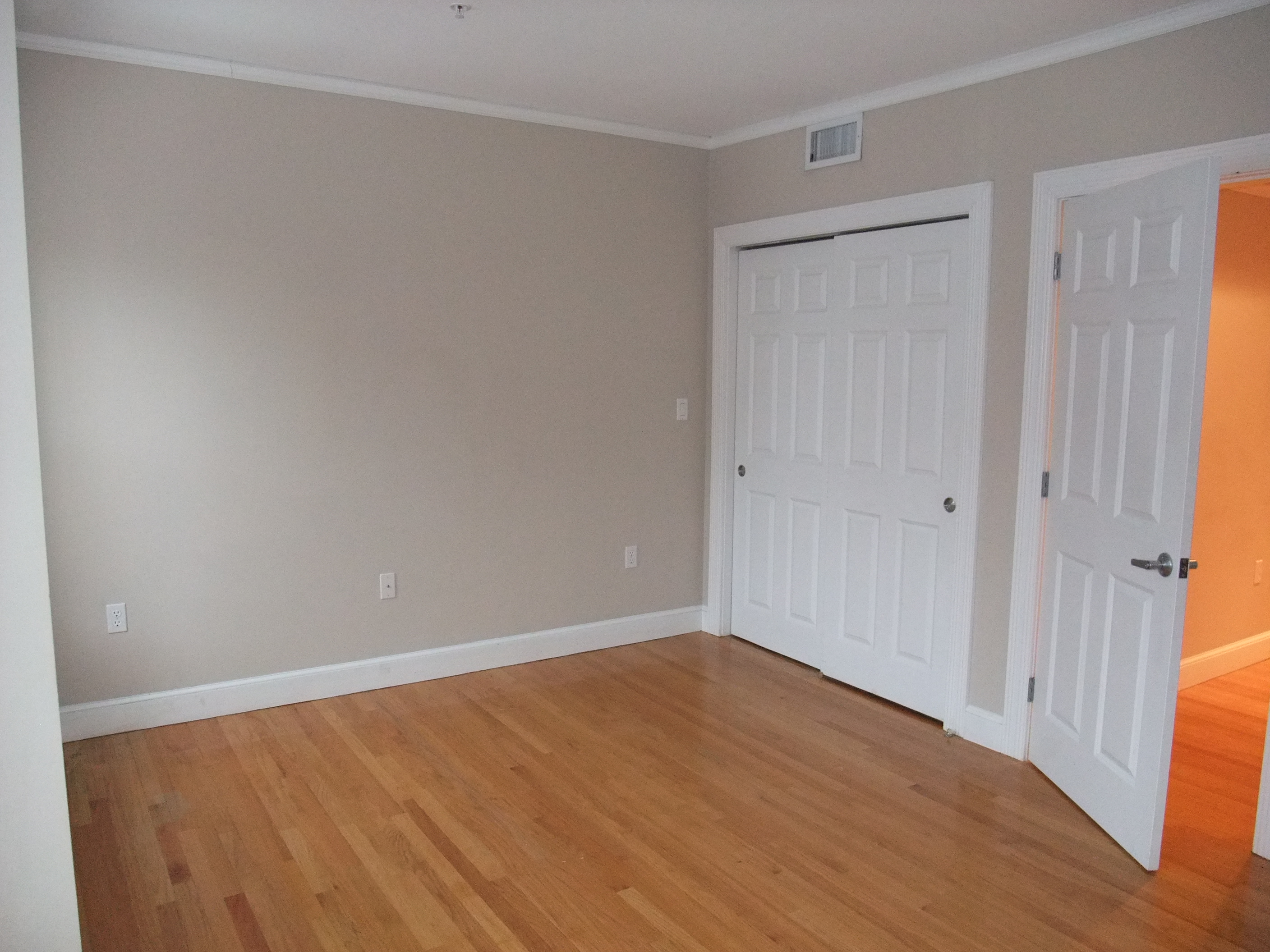 2 bed, 1 bath apartment for rent at 26 Parmenter St Unit 3, North End — photo 6 of 16