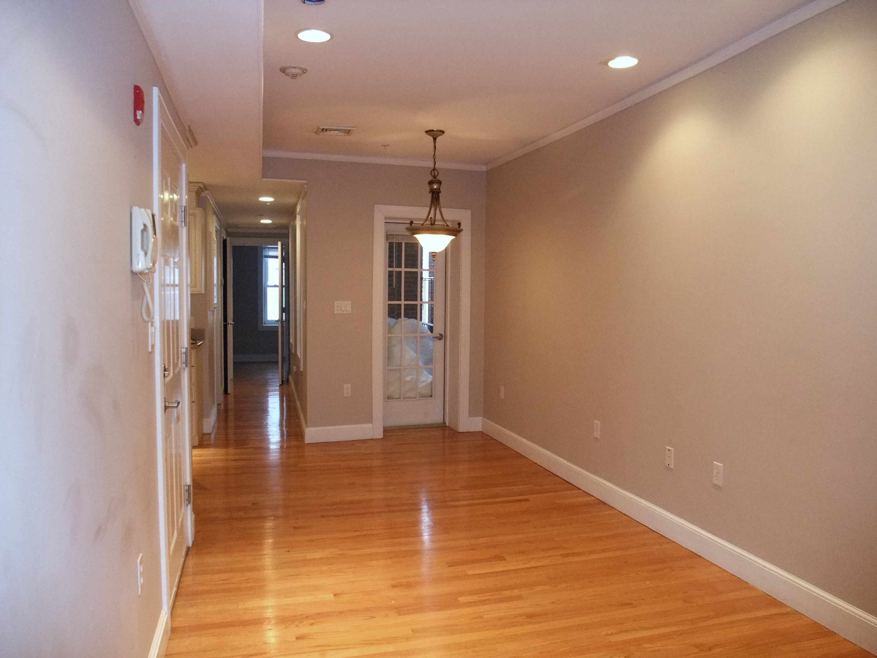 2 bed, 1 bath apartment for rent at 26 Parmenter St Unit 3, North End — photo 1 of 16