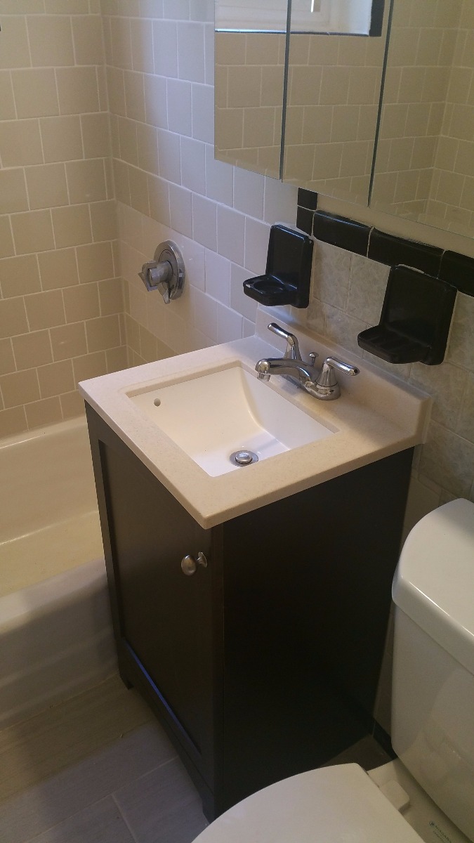 3 bed, 1 bath apartment for rent at 2016 Commonwealth Ave Unit -', Brighton — photo 3 of 3