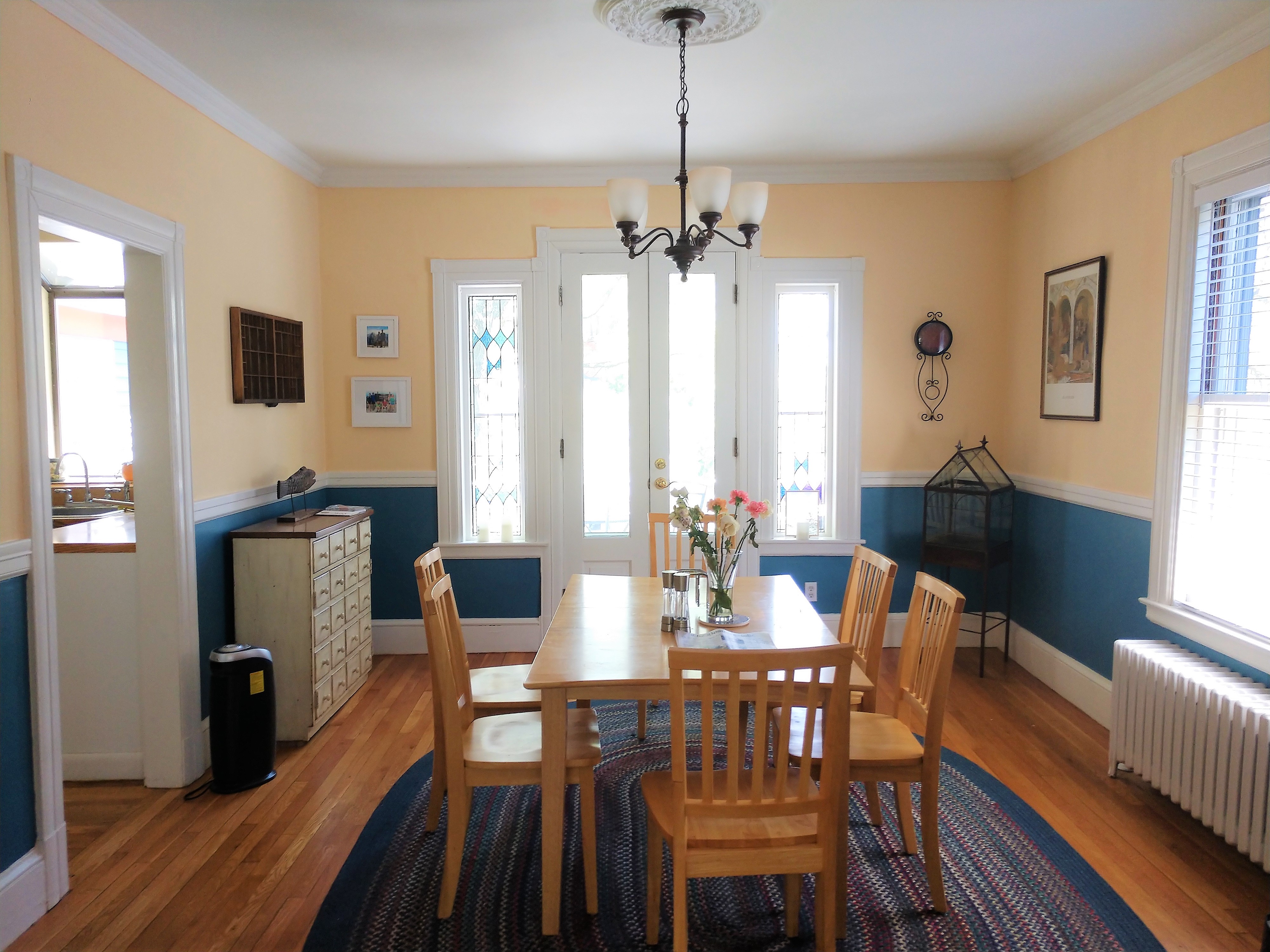 4 bed, 3 bath apartment for rent at 29 Naples Rd Unit 2, Coolidge Corner — photo 1 of 11