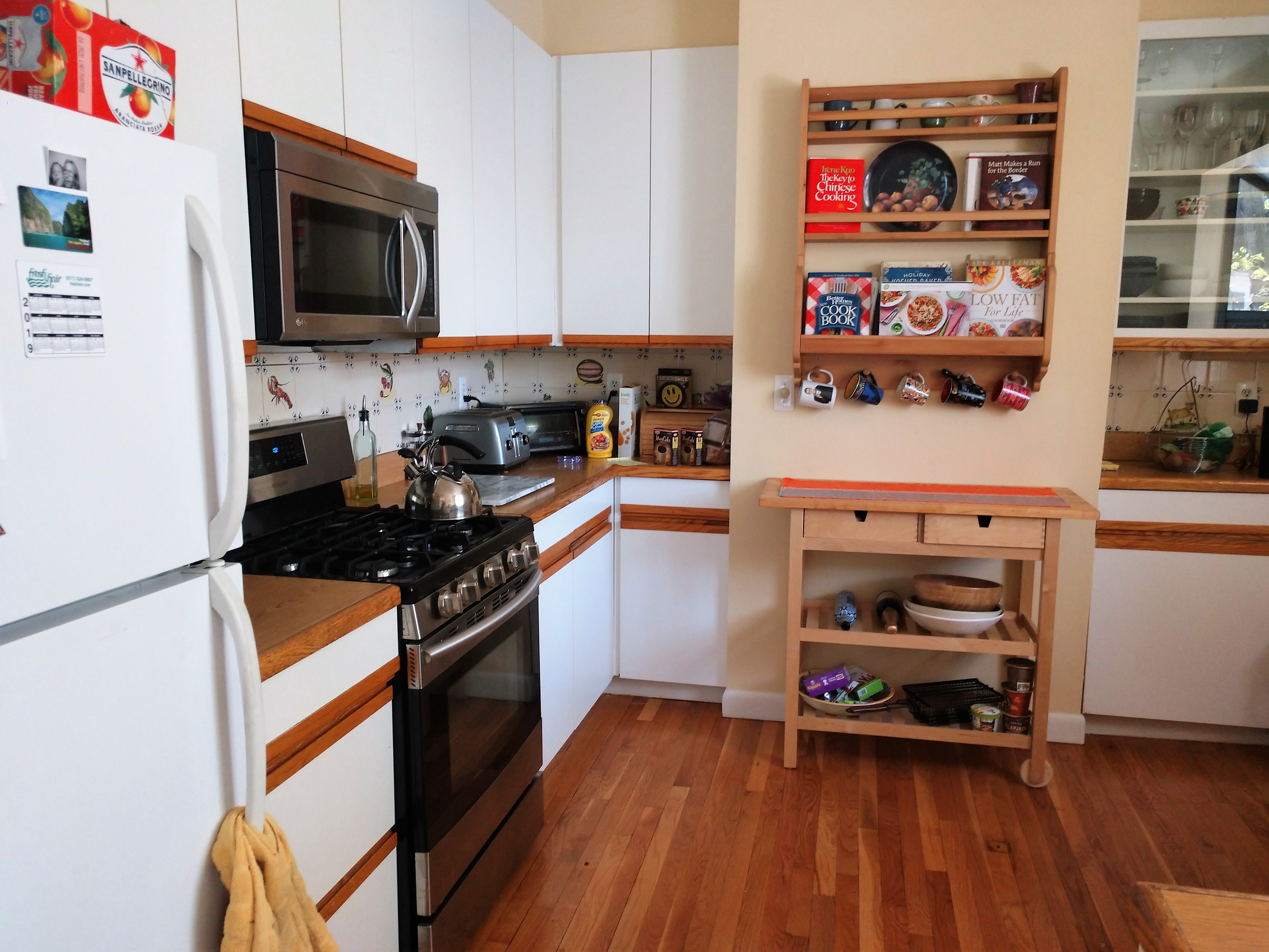 4 bed, 3 bath apartment for rent at 29 Naples Rd Unit 2, Coolidge Corner — photo 4 of 11