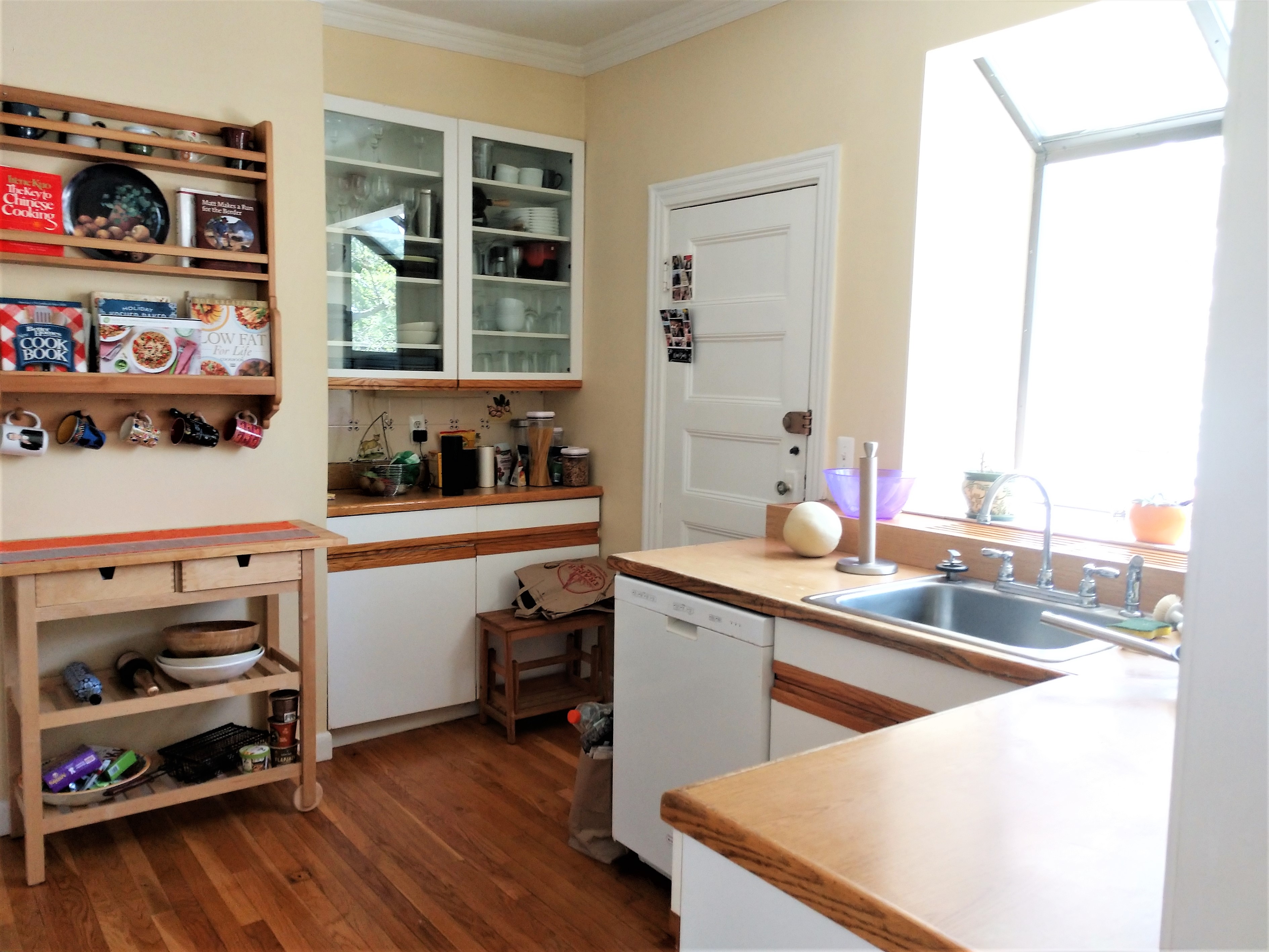4 bed, 3 bath apartment for rent at 29 Naples Rd Unit 2, Coolidge Corner — photo 7 of 11