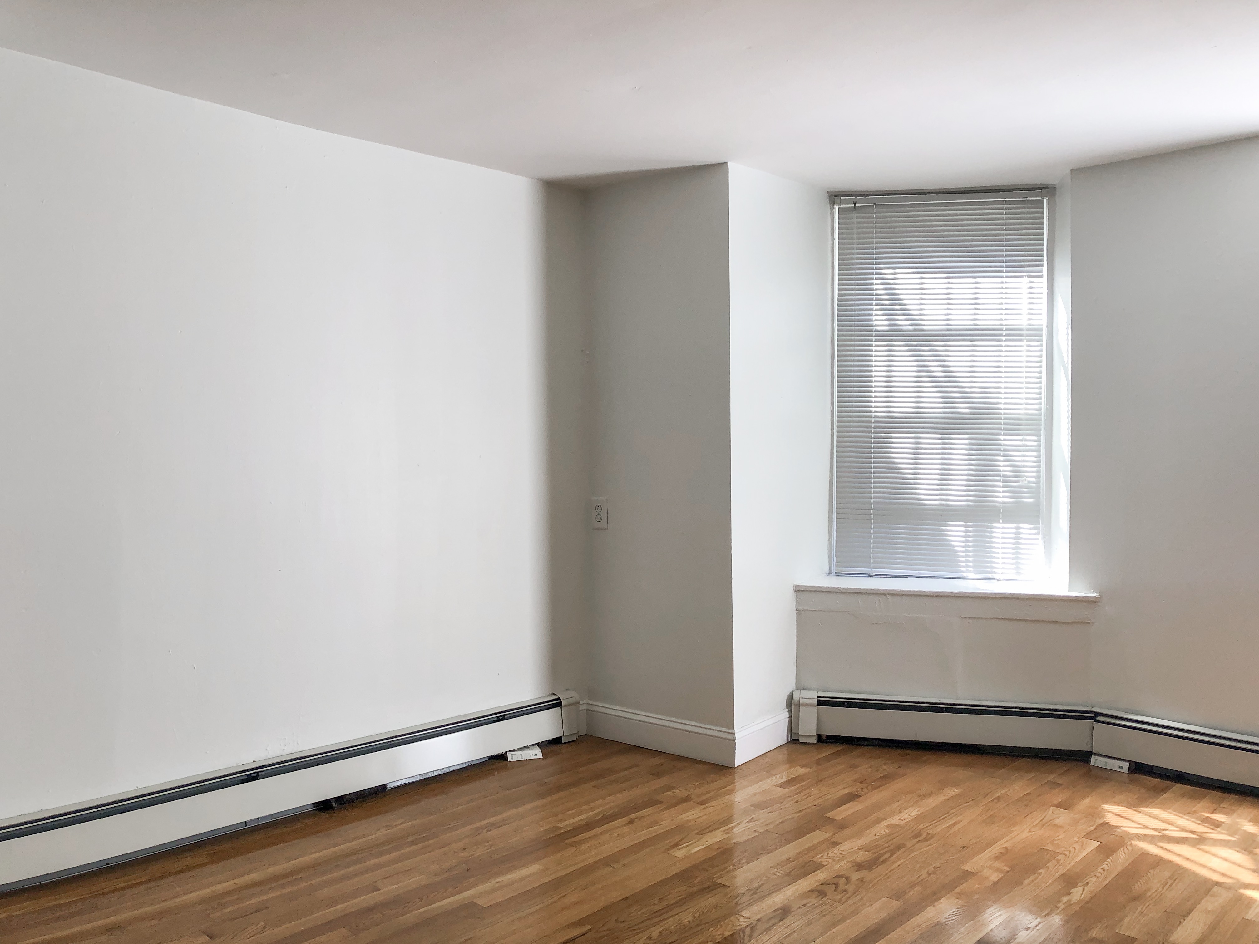1 bed, 1 bath apartment for rent at 19 Symphony Unit B, Fenway — photo 13 of 15