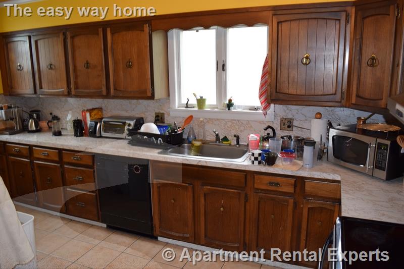 217 Boston Ave, Tufts