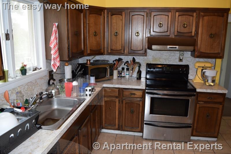 217 Boston Ave, Tufts