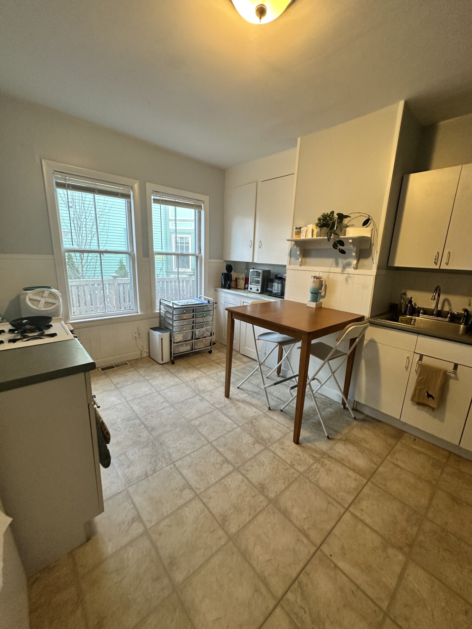 38 Fairfield St, North Cambridge