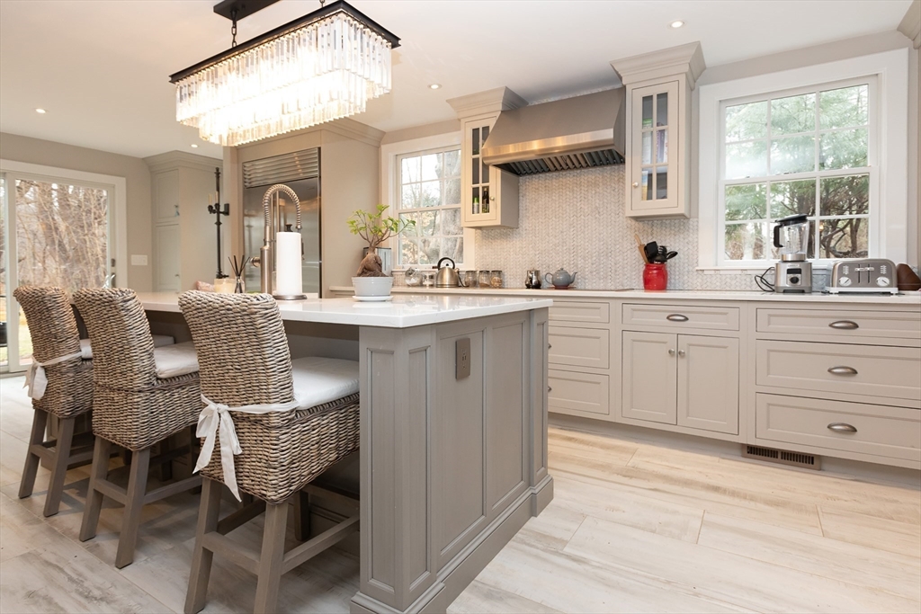 1142 Main St, Hingham