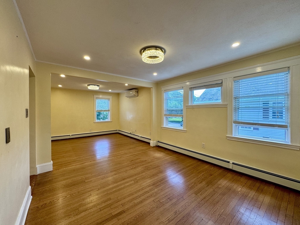 238 Washington, Winchester