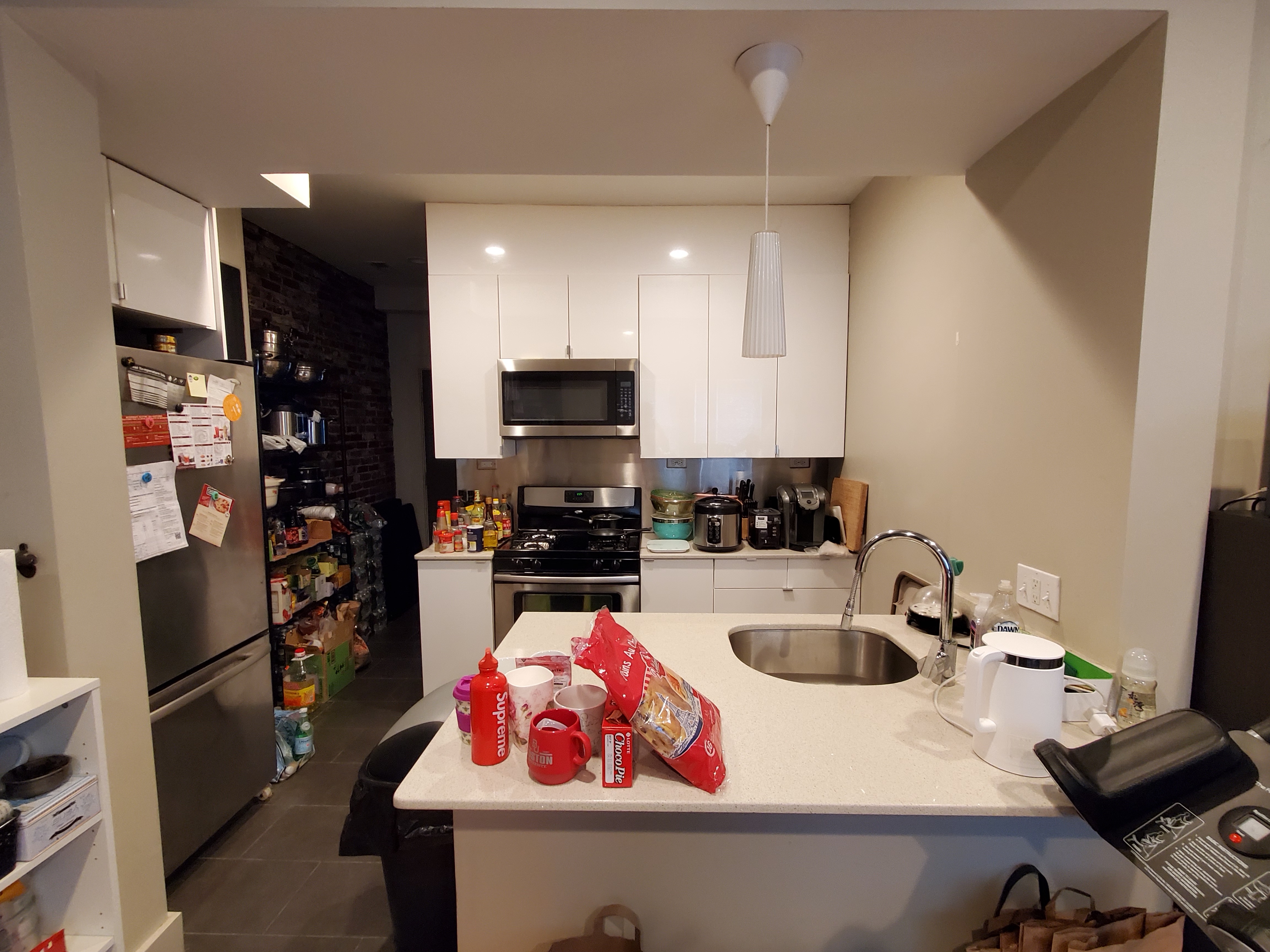 5 bed, 2 bath apartment for rent at 20 Greylock Rd Unit 1, Allston — photo 2 of 14