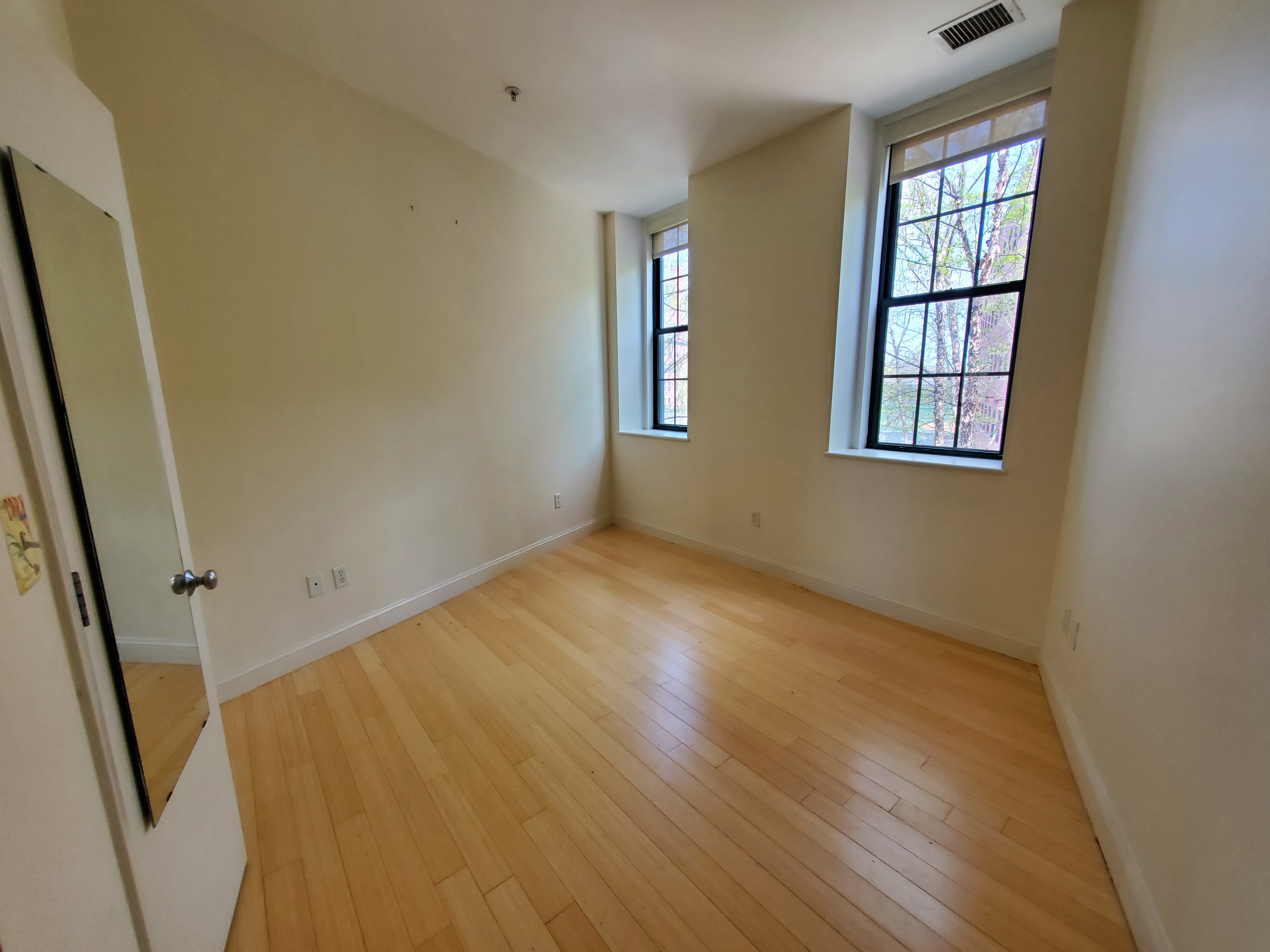 2 bed, 2 bath apartment for rent at 490 Harrison Ave Unit 205, South End — photo 4 of 5
