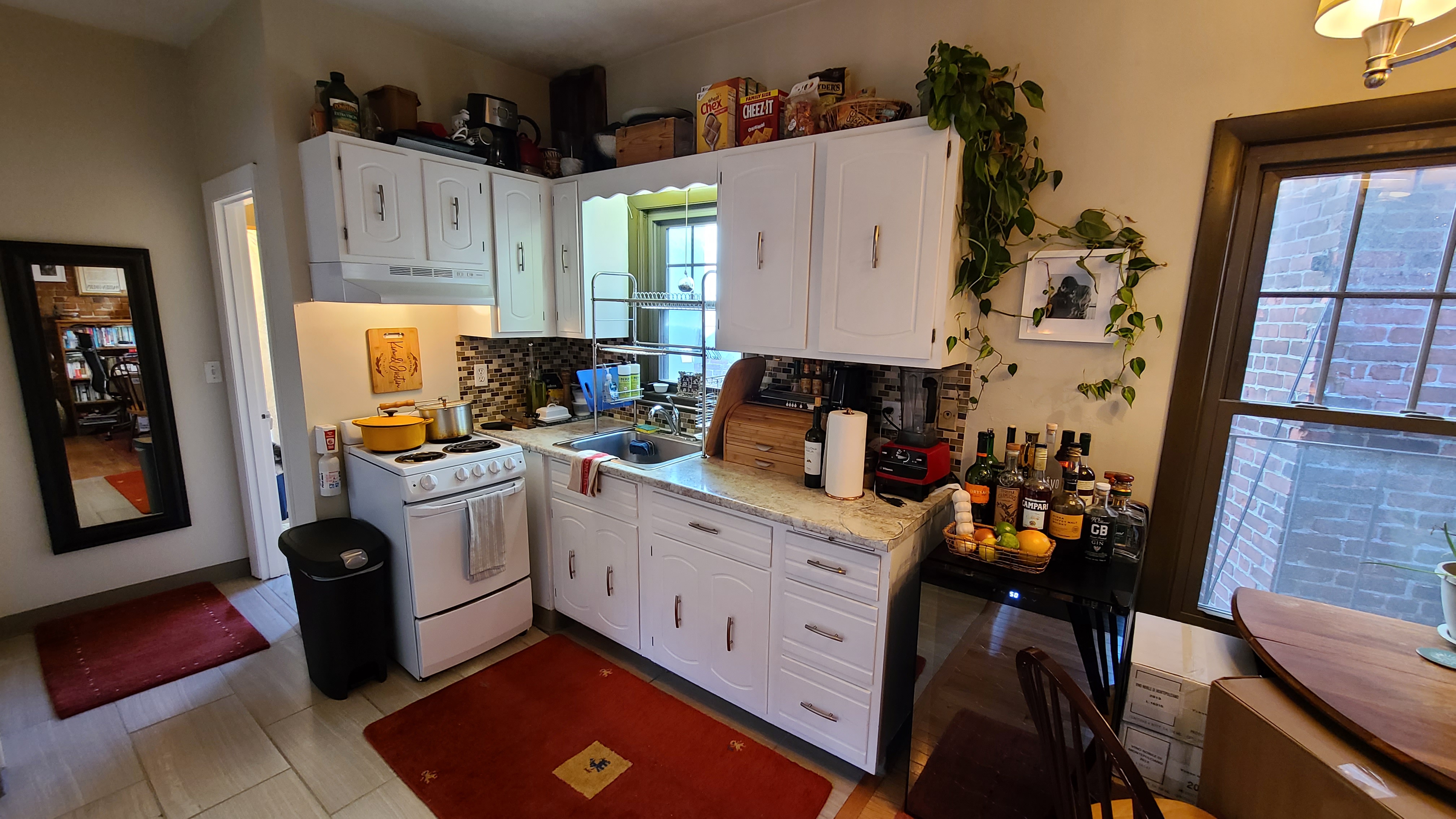 1 bed, 1 bath apartment for rent at 5 Charter St Unit 8, North End — photo 2 of 11