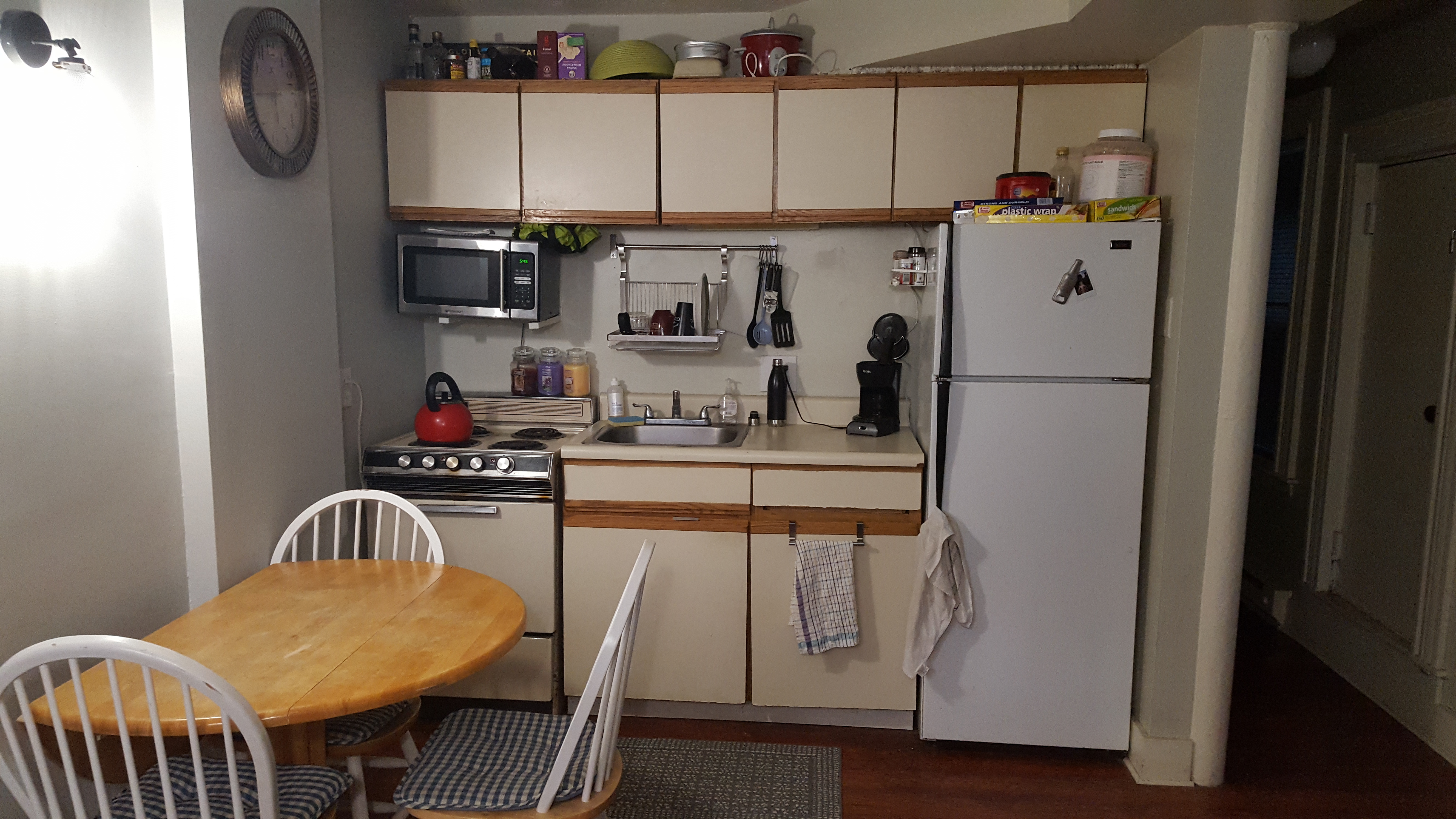 Studio bed, 1 bath apartment for rent at 26 Temple St Unit 1R, Beacon Hill — photo 2 of 5