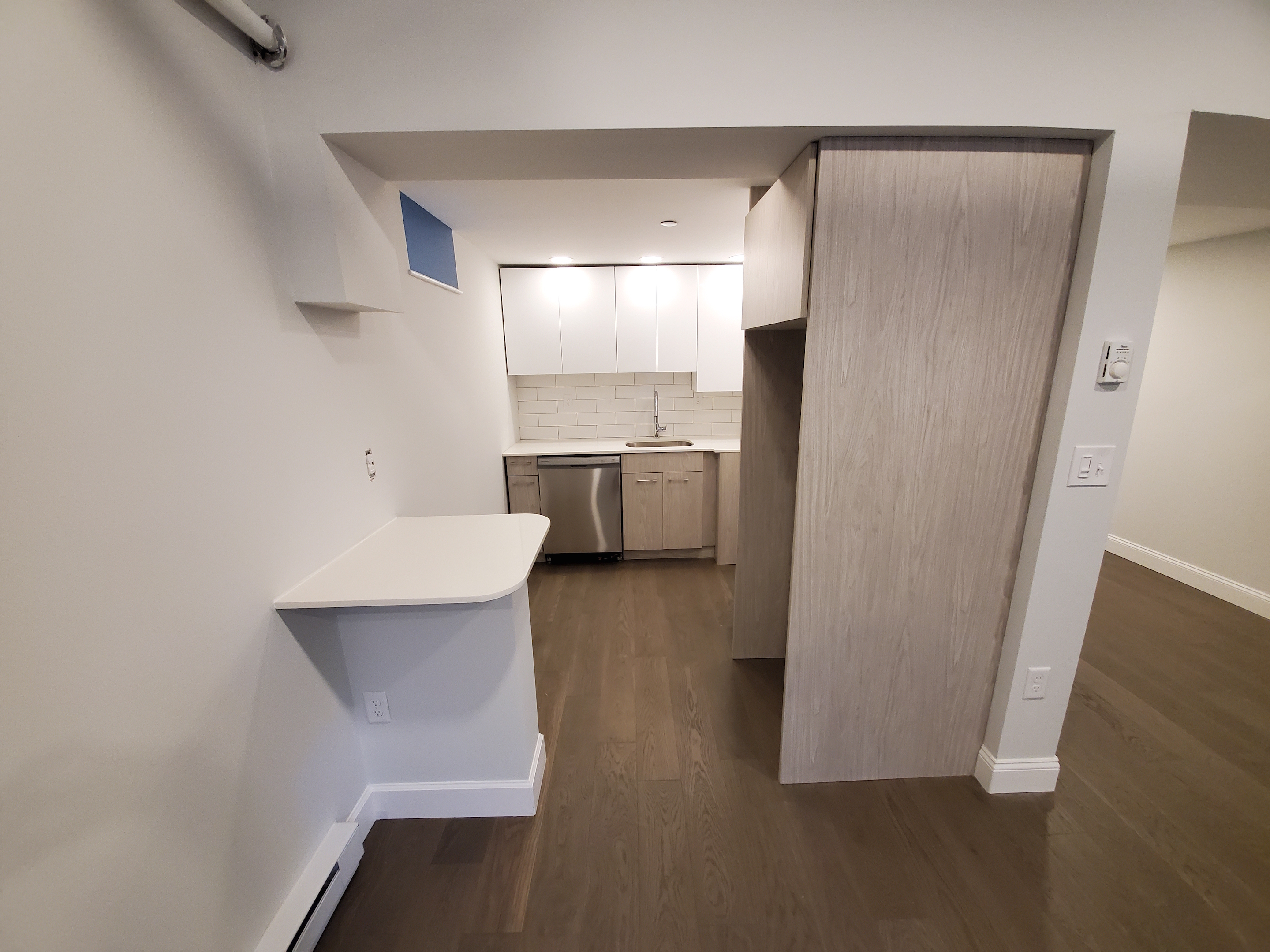 1 bed, 1 bath apartment for rent at 105 Queensberry St Unit Bb, Fenway — photo 12 of 27