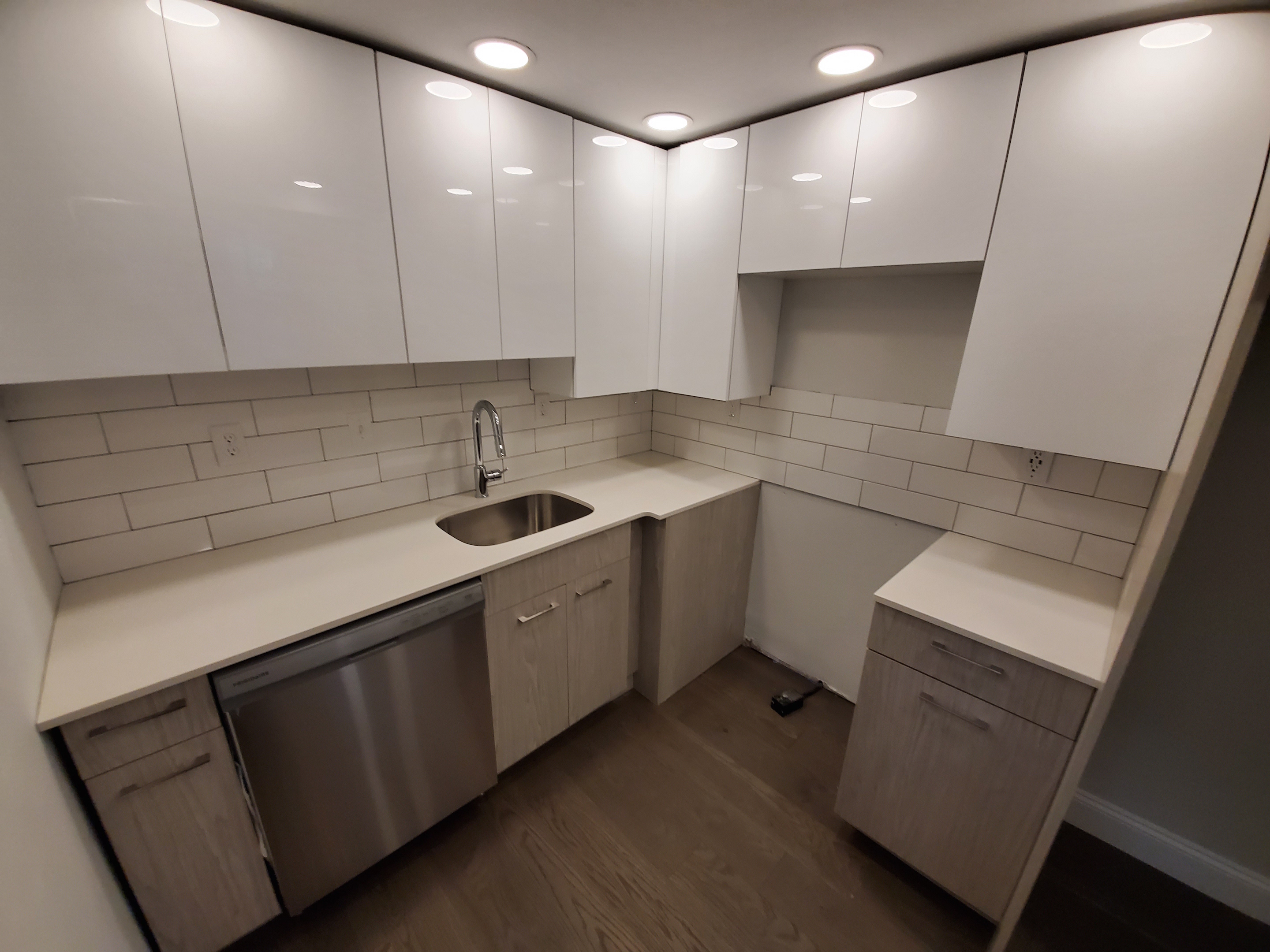 1 bed, 1 bath apartment for rent at 105 Queensberry St Unit Bb, Fenway — photo 8 of 27