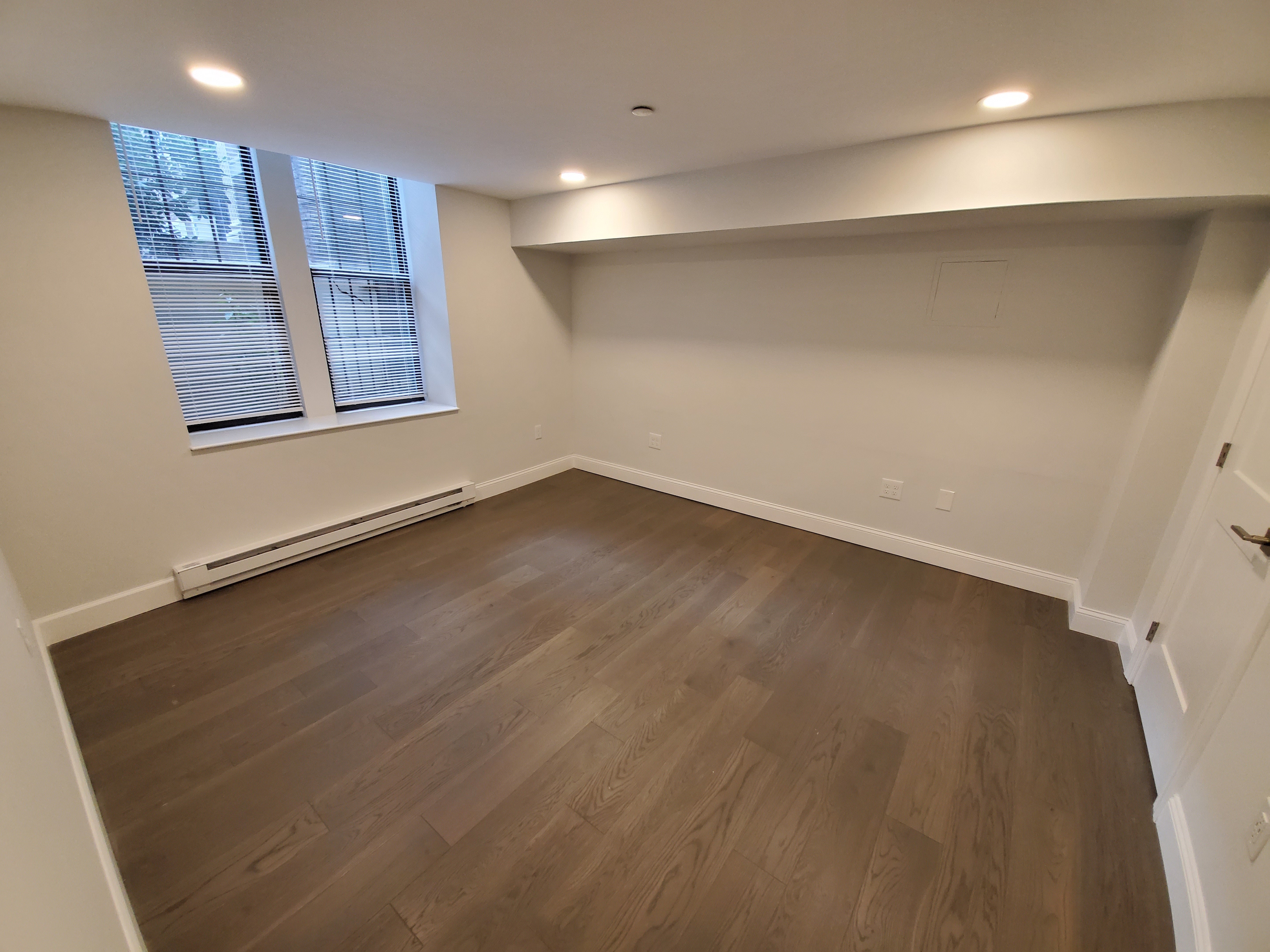 1 bed, 1 bath apartment for rent at 105 Queensberry St Unit Bb, Fenway — photo 19 of 27