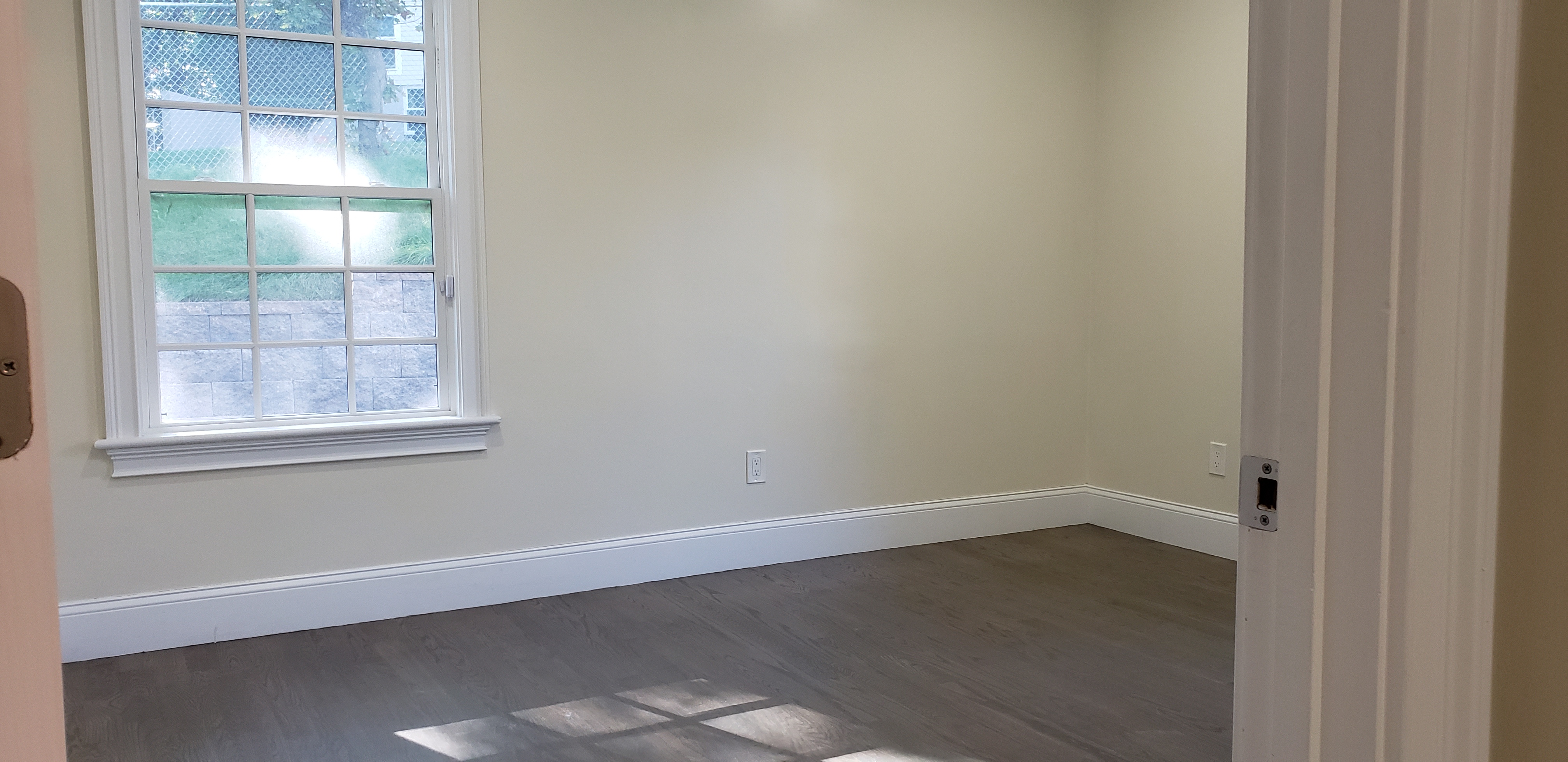 3.5 bed, 2 bath apartment for rent at 56 Cedar St Unit 1, Roxbury — photo 10 of 29