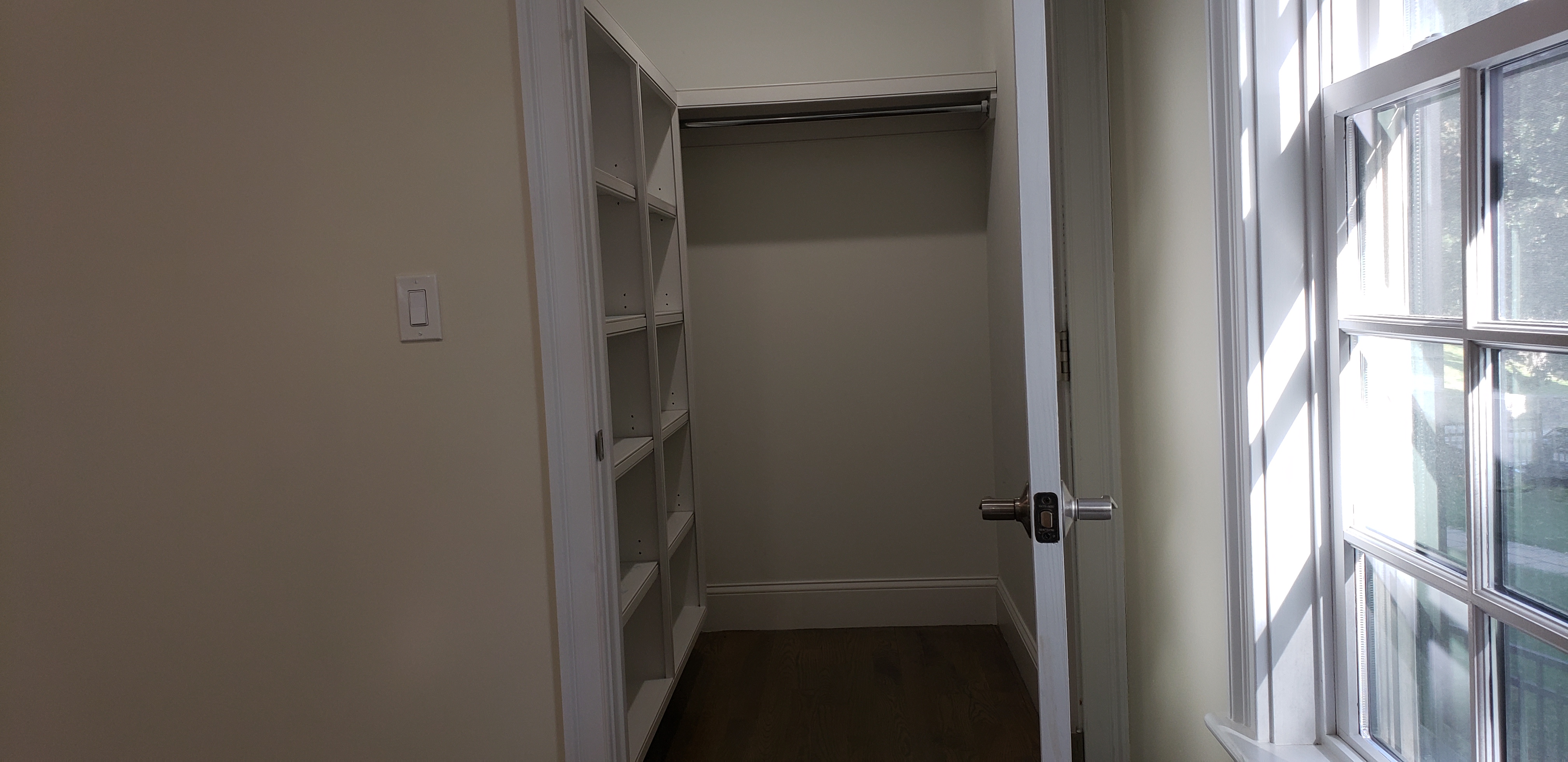 3.5 bed, 2 bath apartment for rent at 56 Cedar St Unit 1, Roxbury — photo 15 of 29