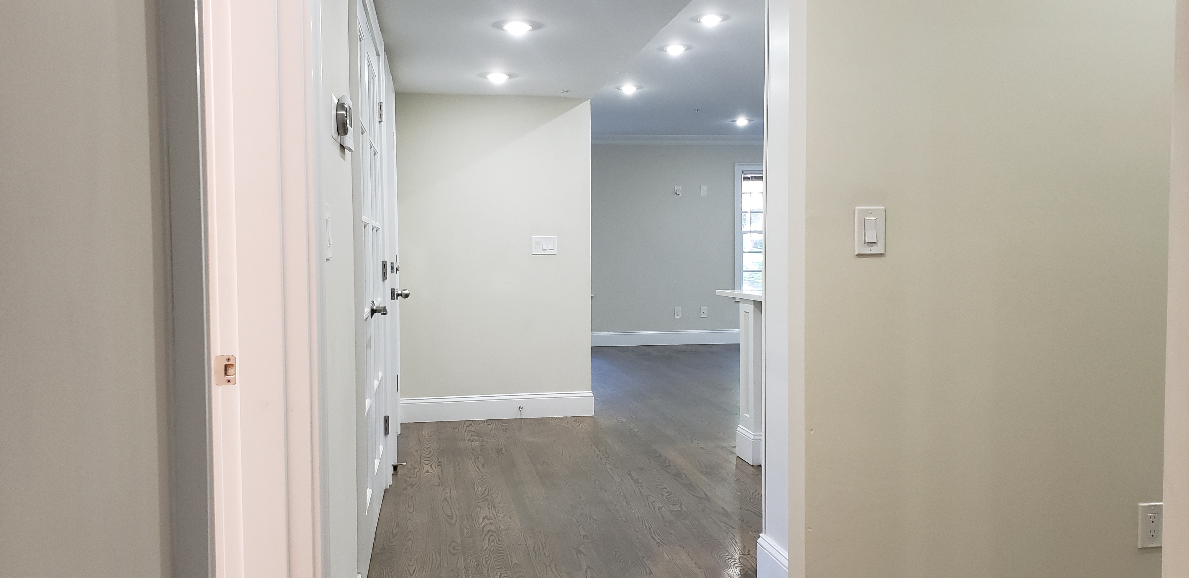 3.5 bed, 2 bath apartment for rent at 56 Cedar St Unit 1, Roxbury — photo 19 of 29