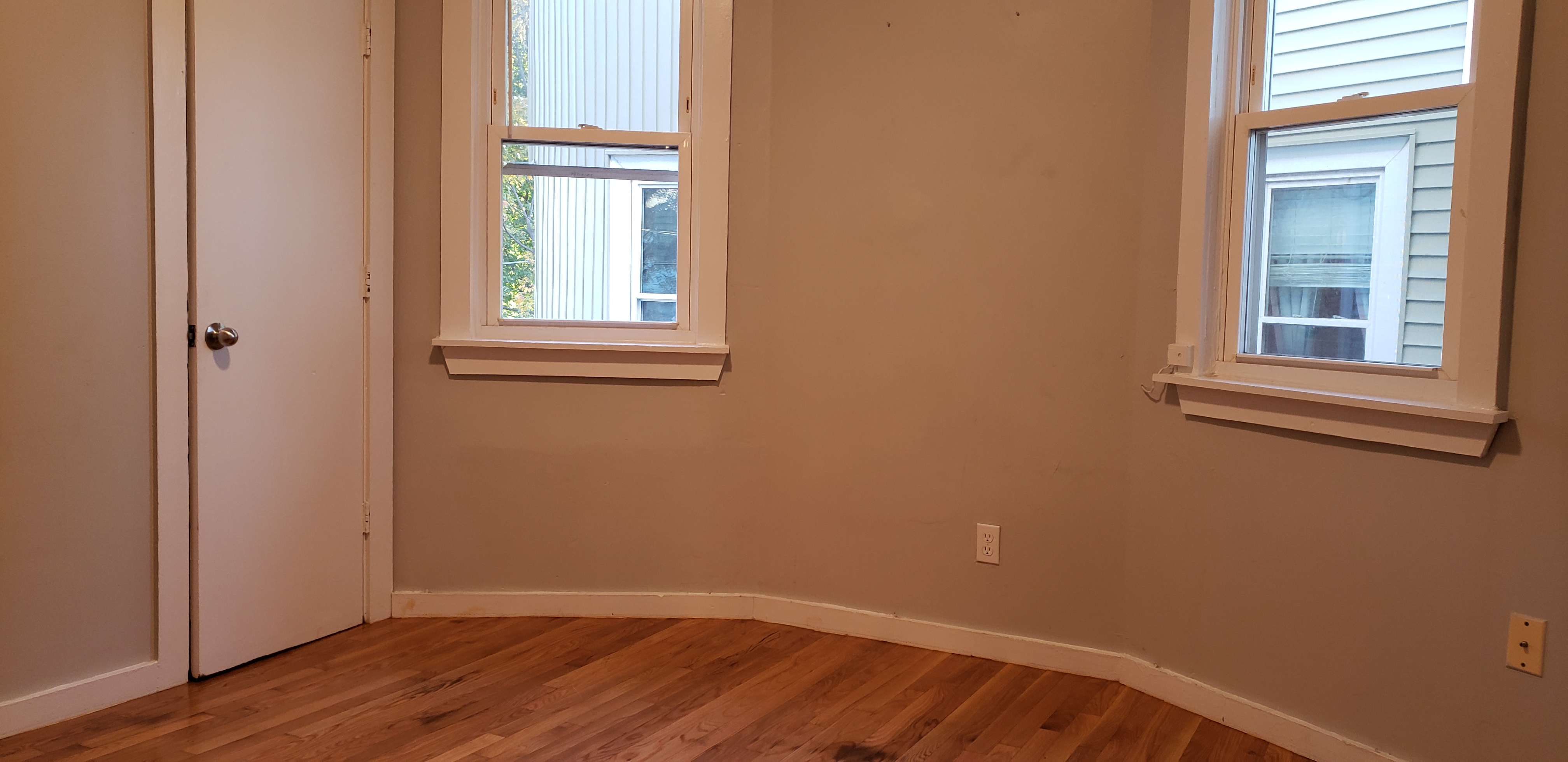 3 bed, 1 bath apartment for rent at 25 Dunlap St Unit 2, Dorchester — photo 5 of 20