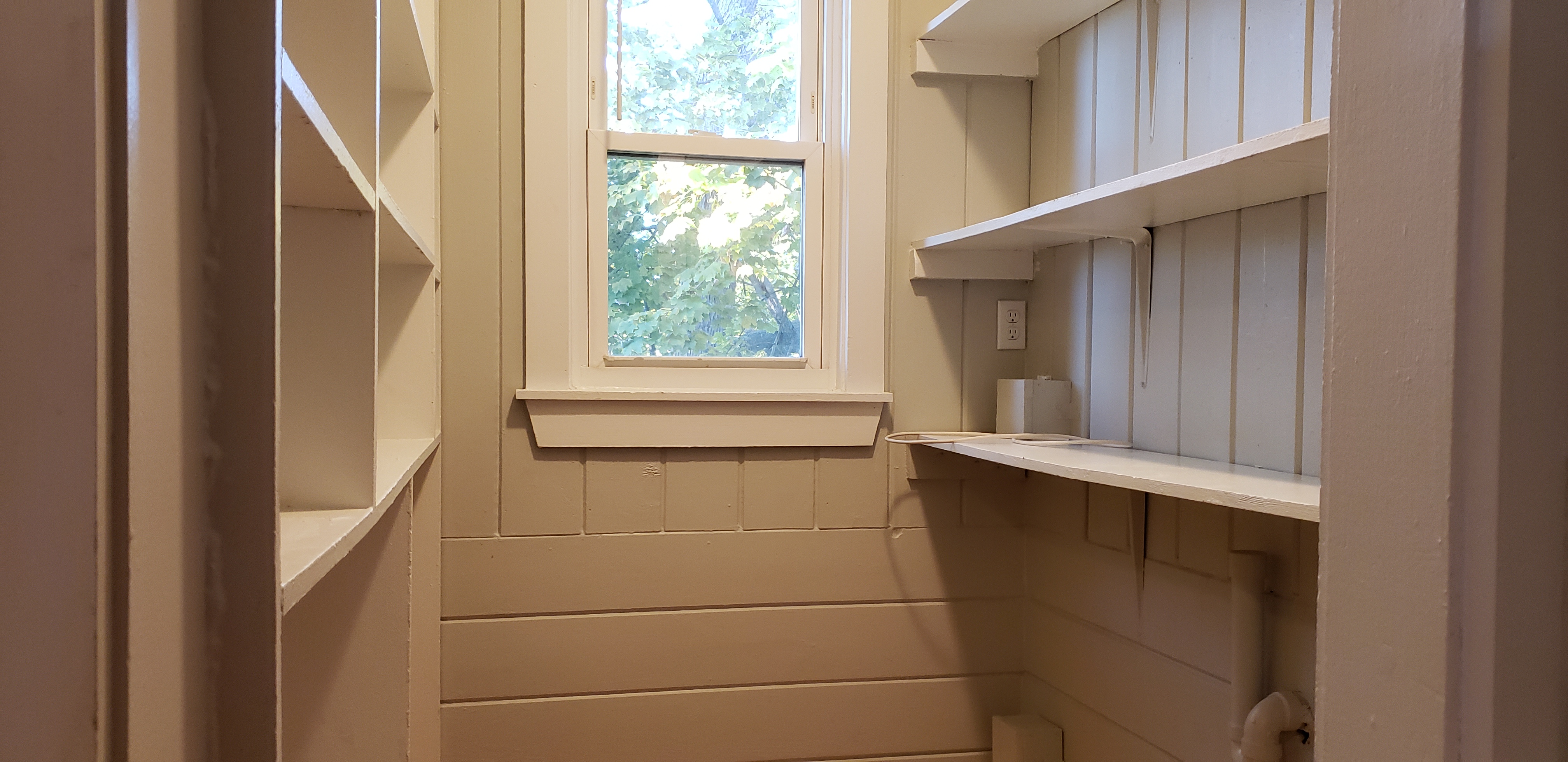 3 bed, 1 bath apartment for rent at 25 Dunlap St Unit 3, Dorchester — photo 13 of 17